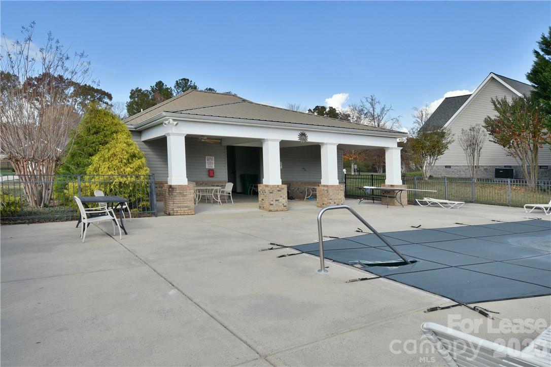 603 Lexington Drive Property Photo 25