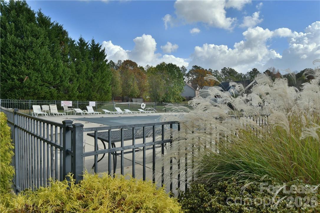 603 Lexington Drive Property Photo 29