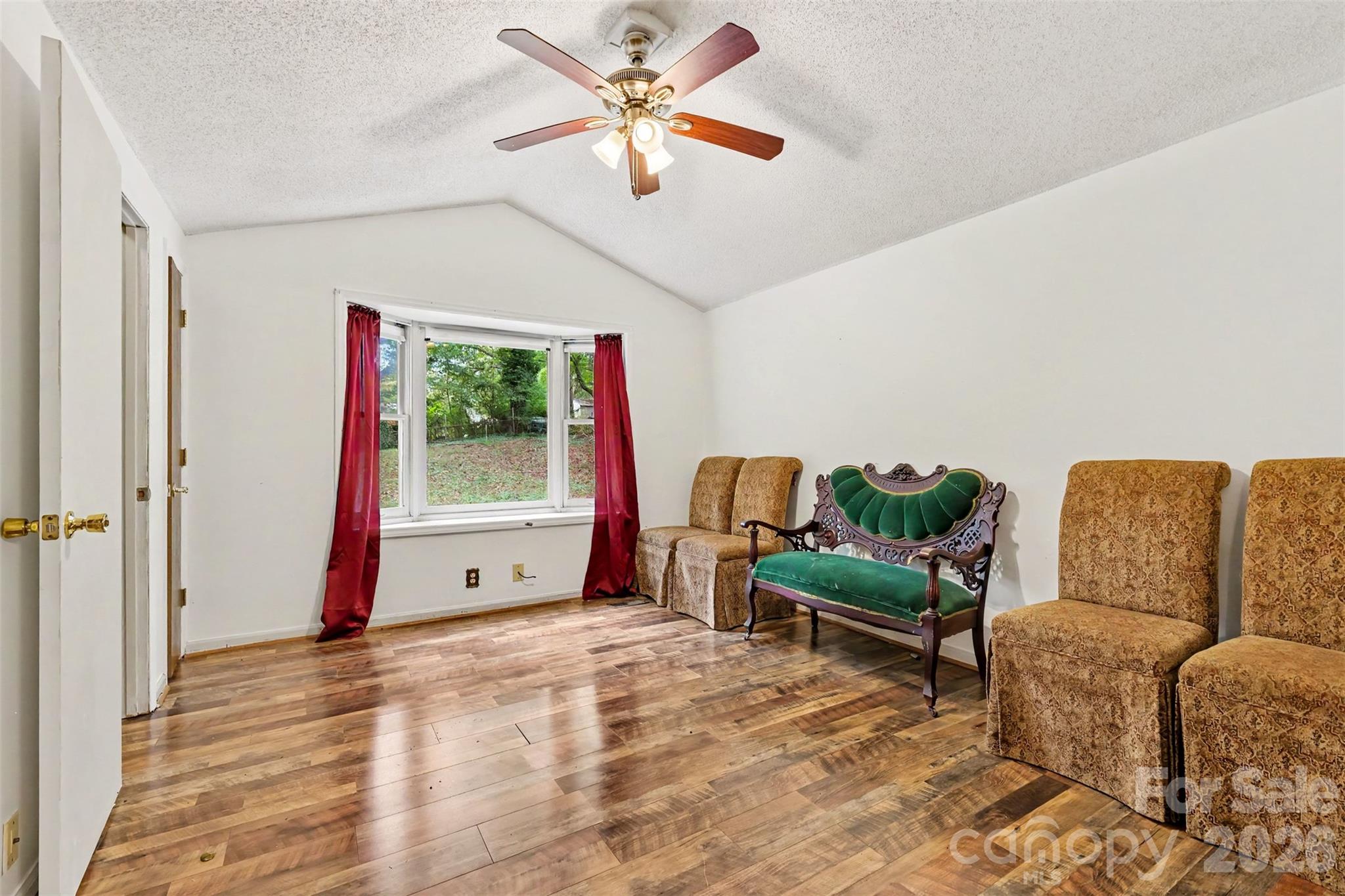 393 Carson Drive Property Photo 13