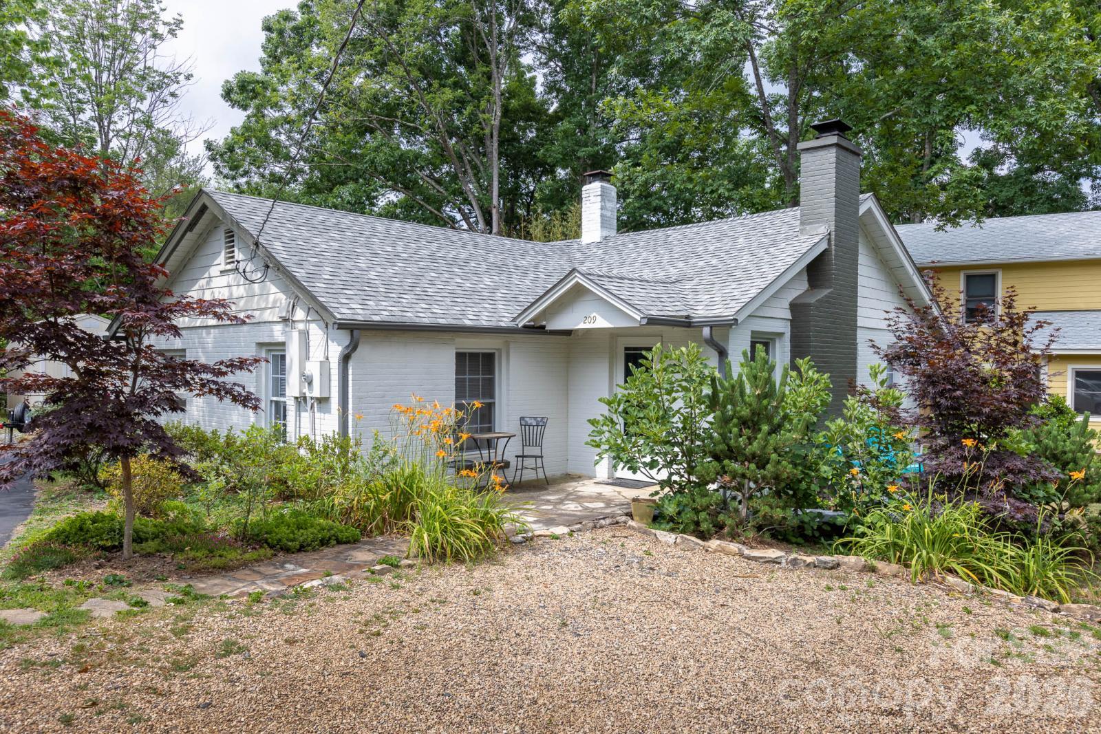 209 Old Haw Creek Road Property Photo 1