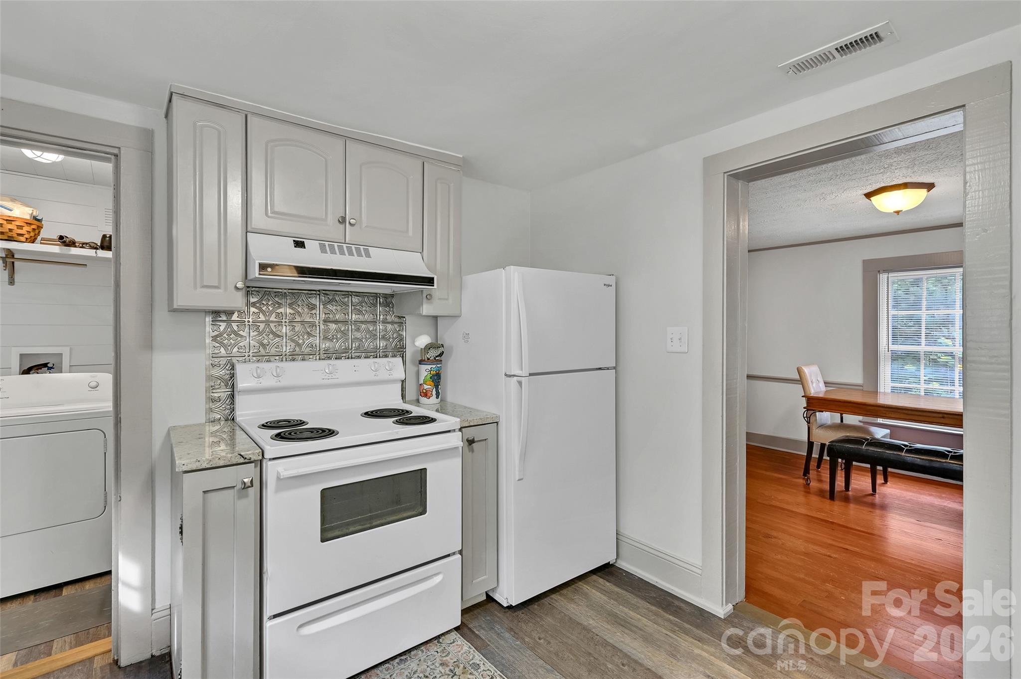 209 Old Haw Creek Road Property Photo 11