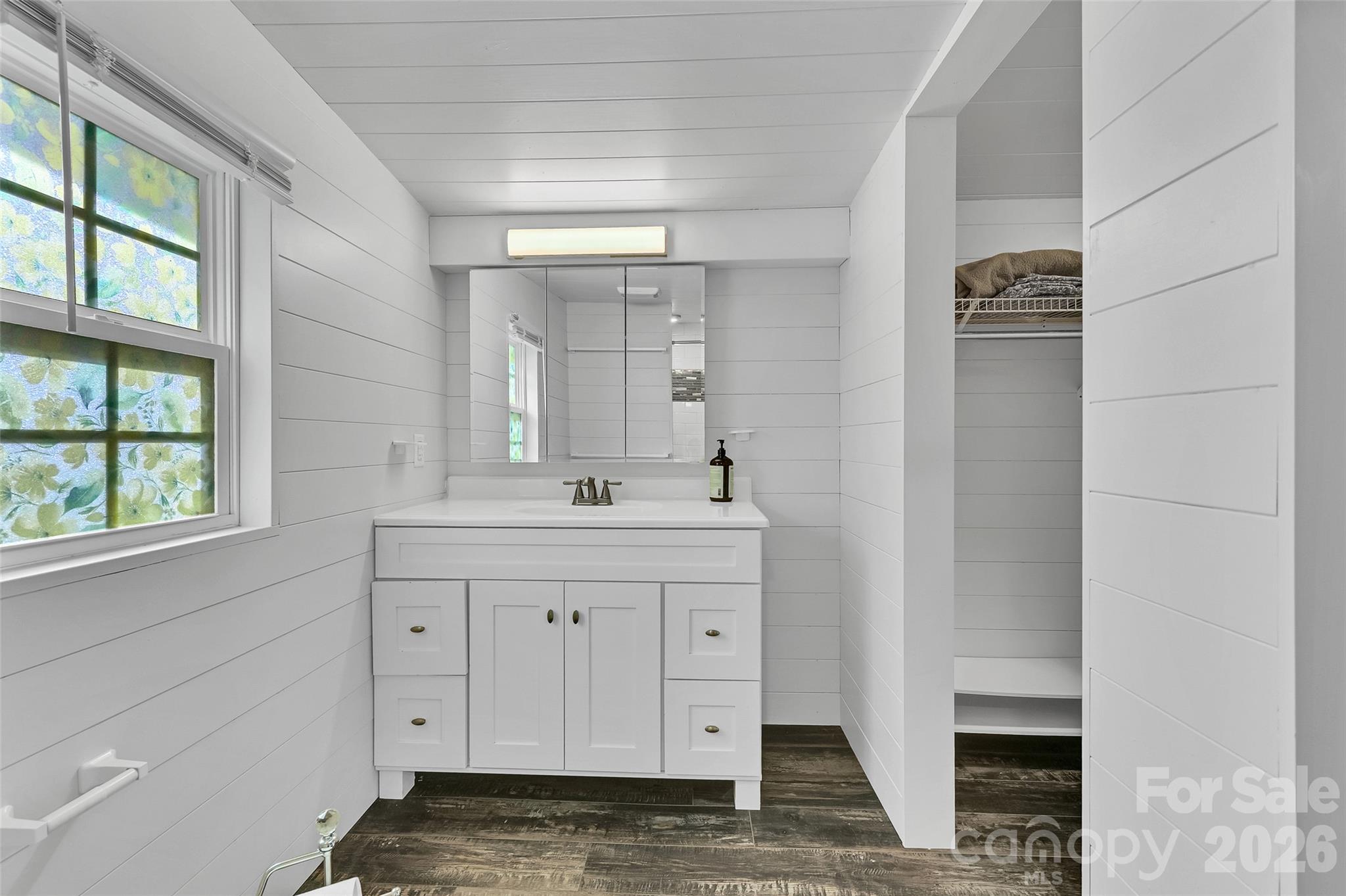 209 Old Haw Creek Road Property Photo 17