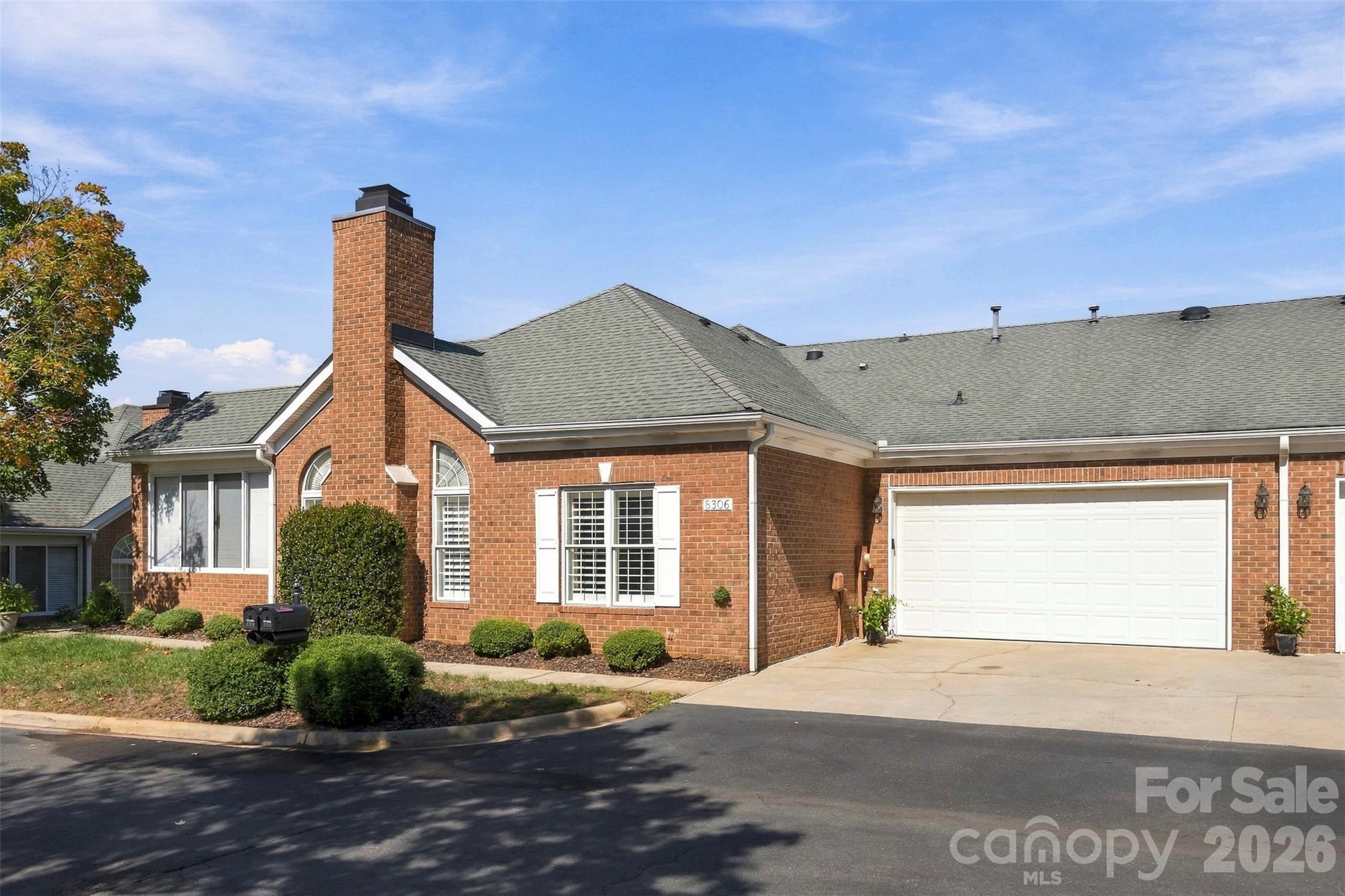 8306 Olde Troon Drive Property Photo 2