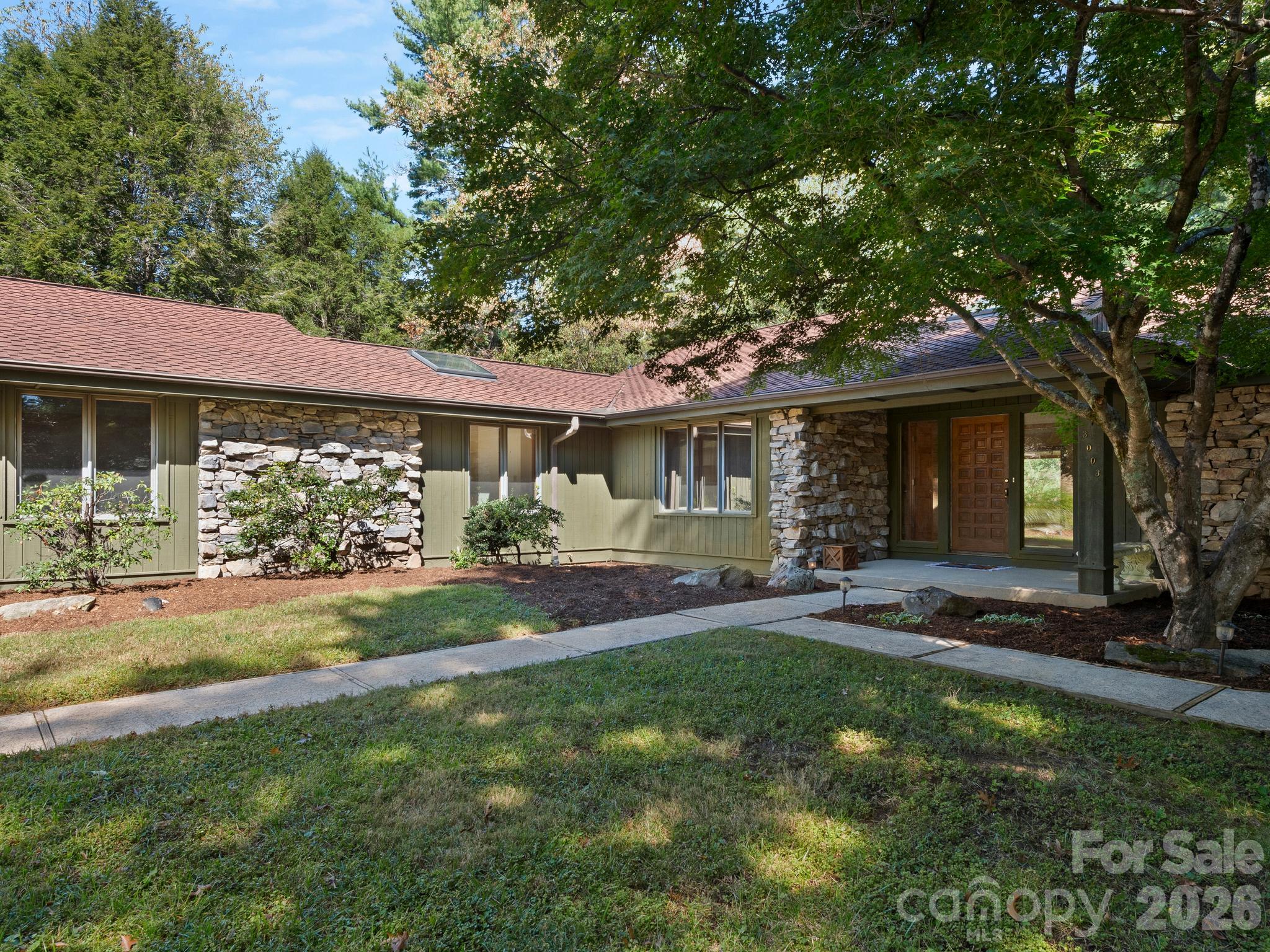 3003 Sourwood Trail Property Photo 2