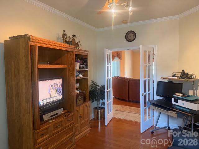 3511 Winter View Court Property Photo 9