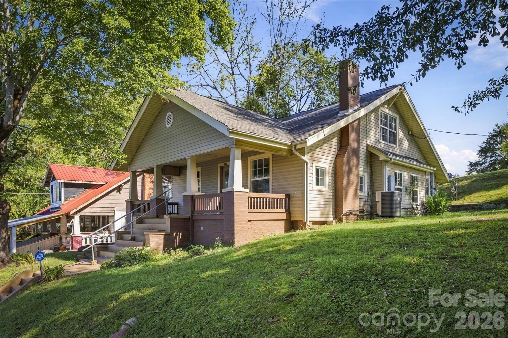 1203 Spainhour Street Property Photo 1