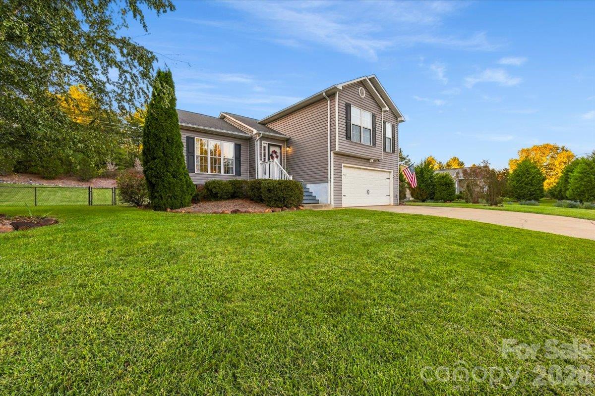 106 S River Glen Drive Property Photo 2