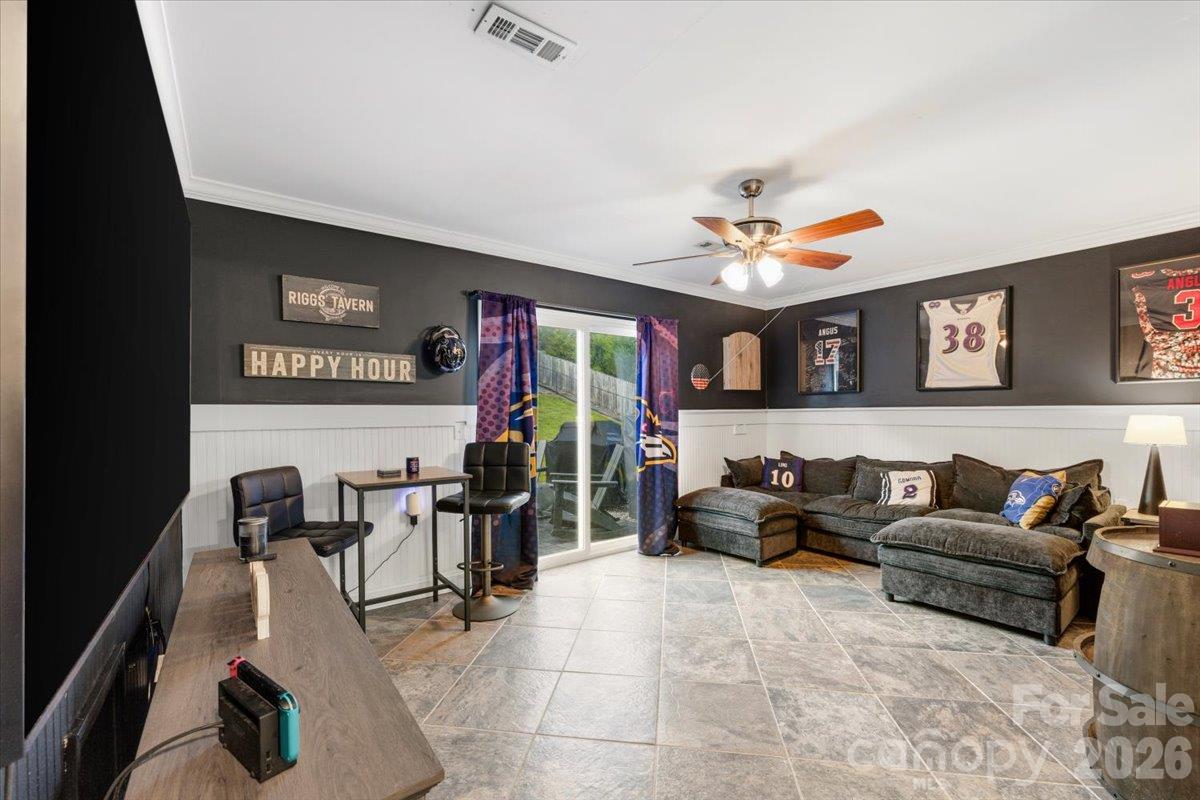 106 S River Glen Drive Property Photo 18