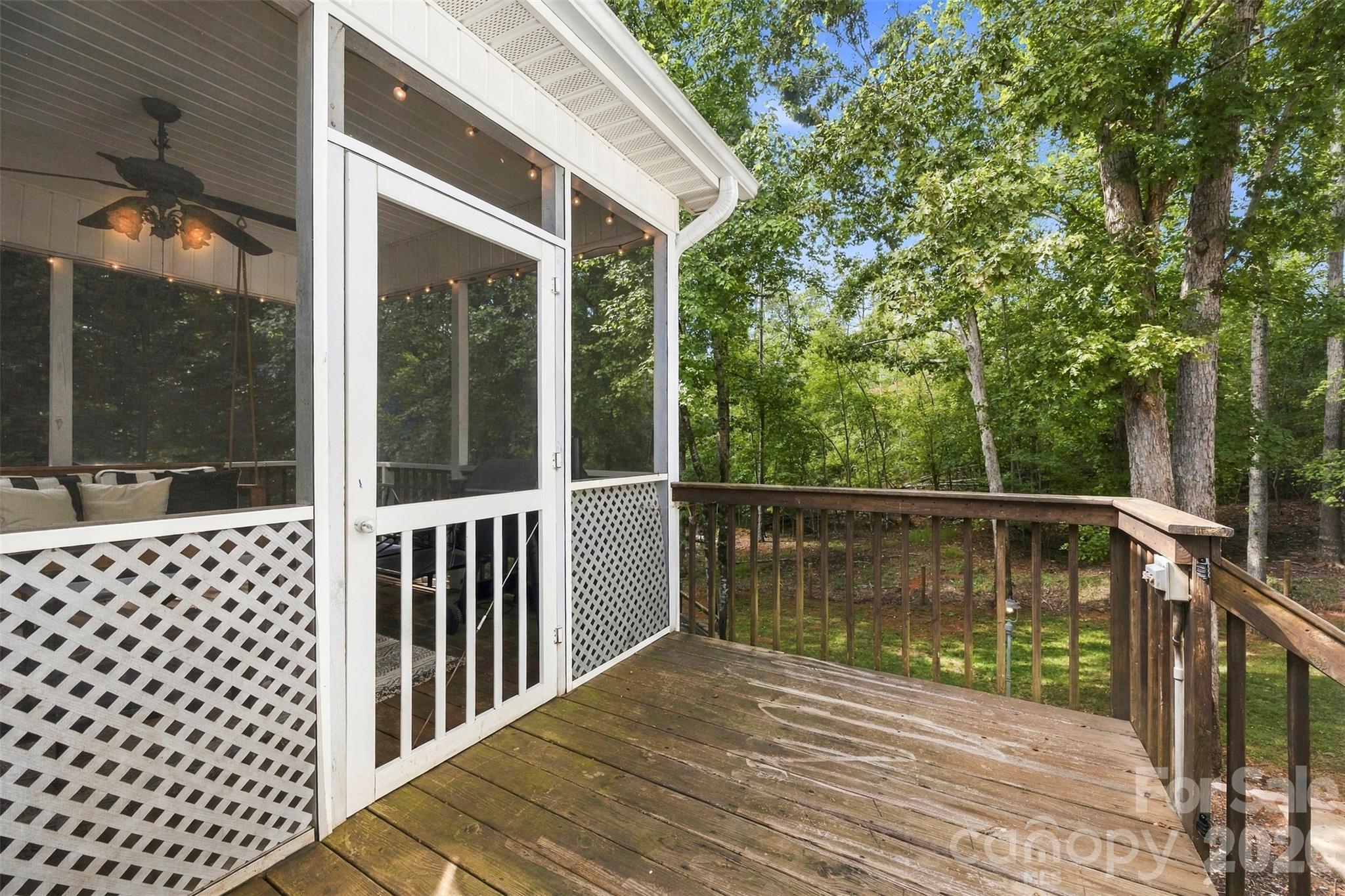 314 Hidden Creek Drive Property Photo 29