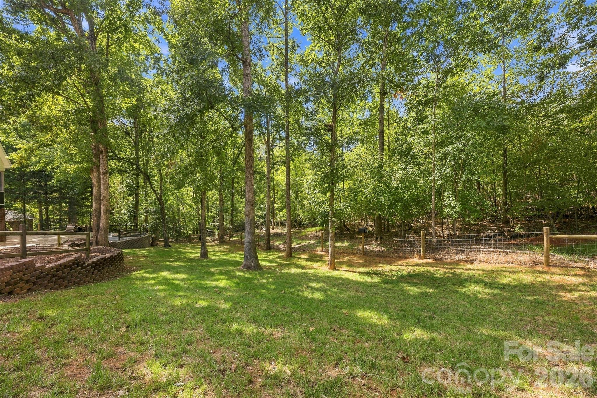 314 Hidden Creek Drive Property Photo 30