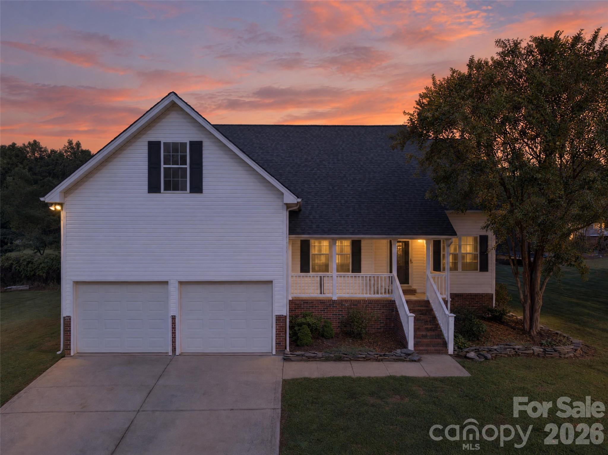 108 Duval Court Property Photo 1