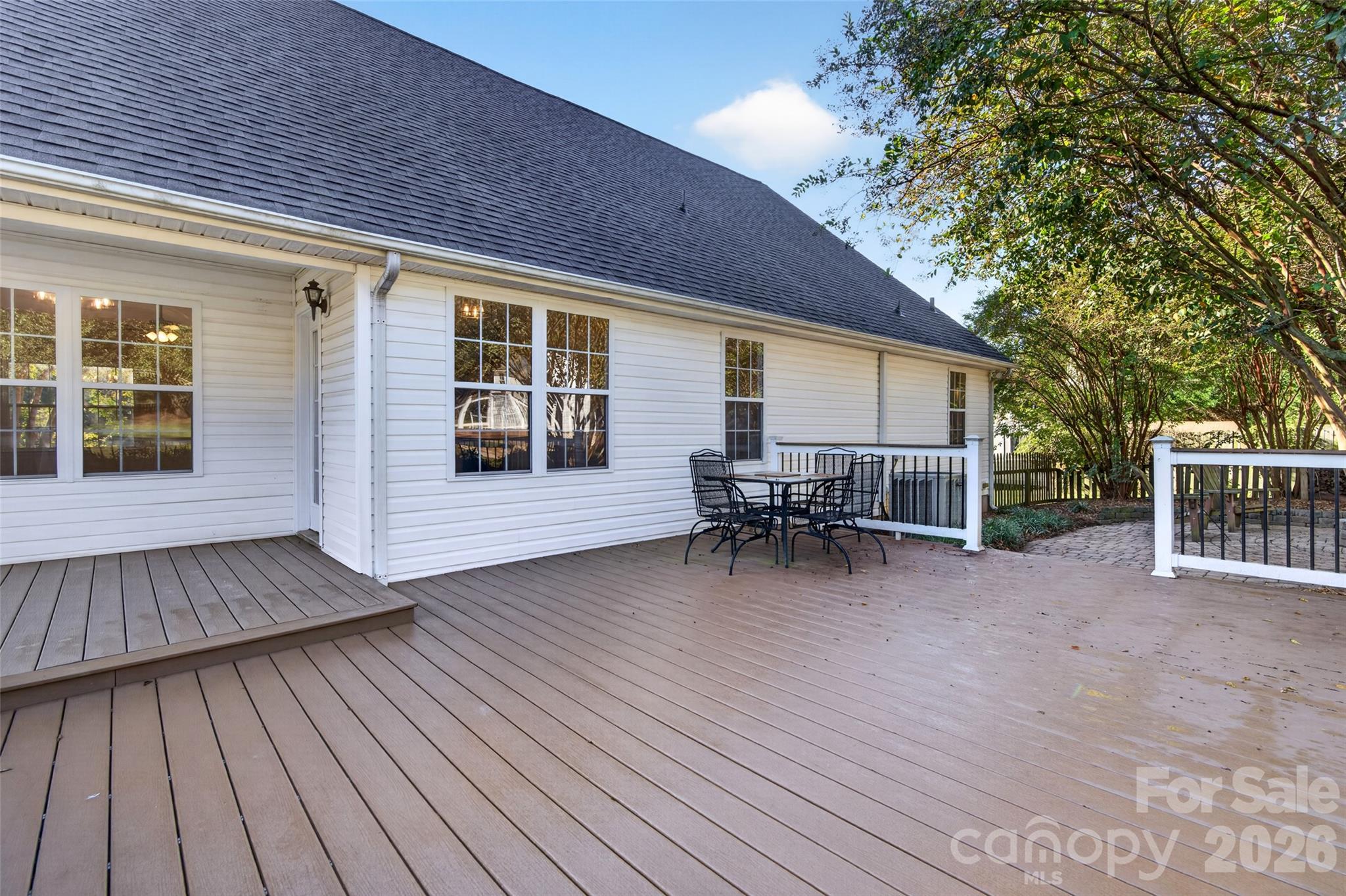108 Duval Court Property Photo 8