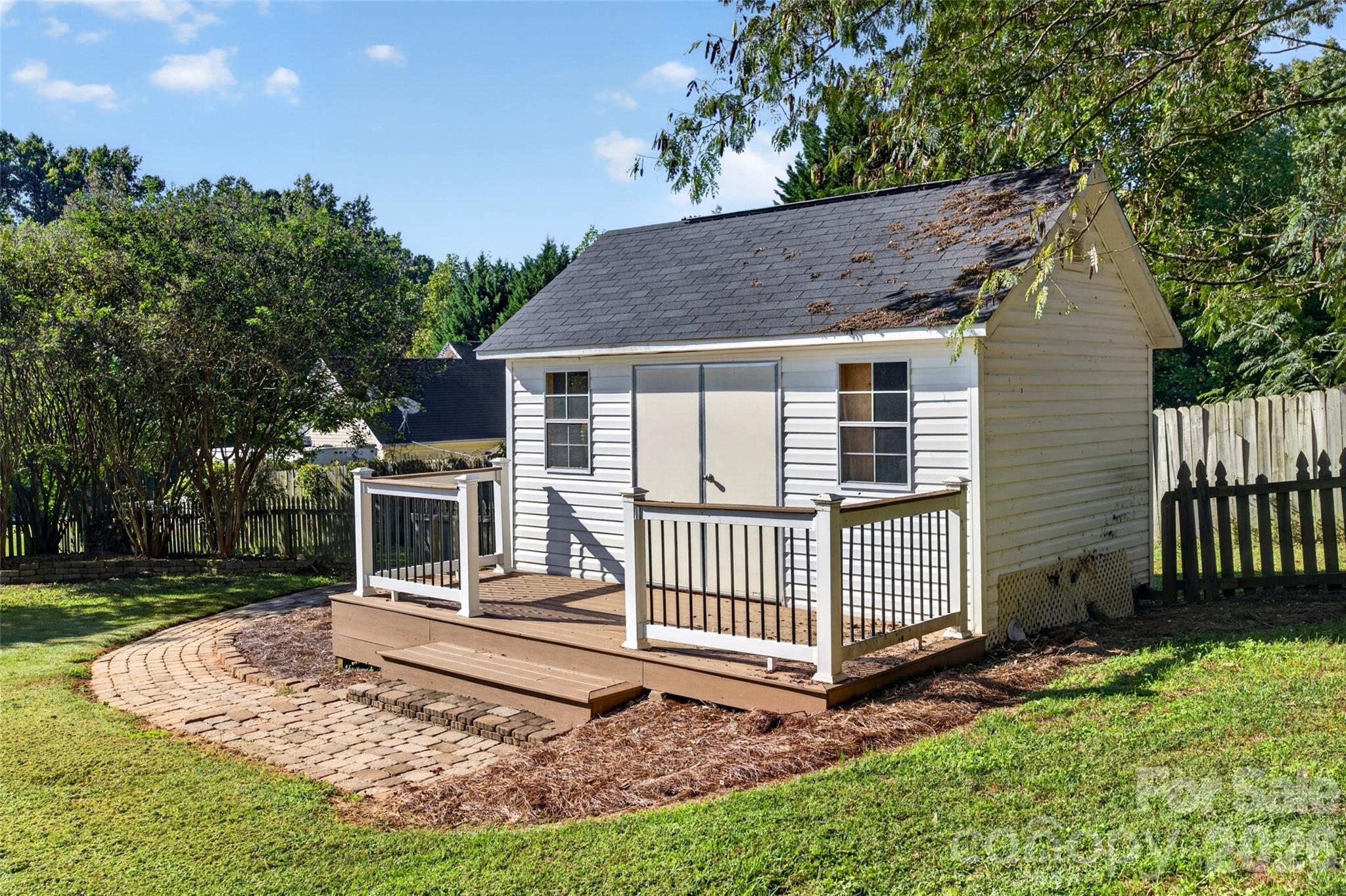 108 Duval Court Property Photo 12