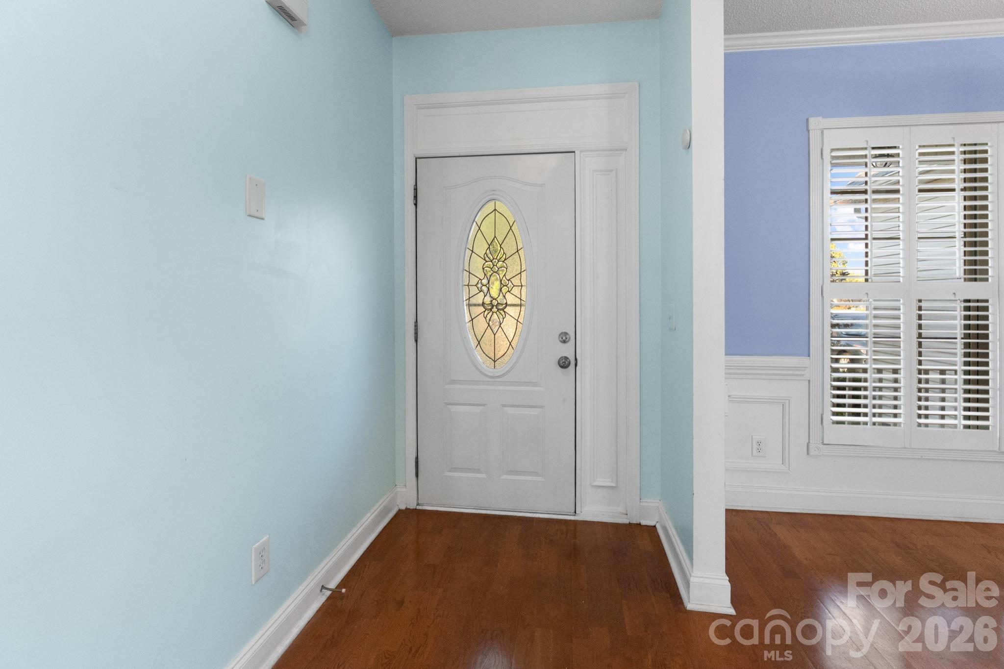 4053 Navajo Court Property Photo 6
