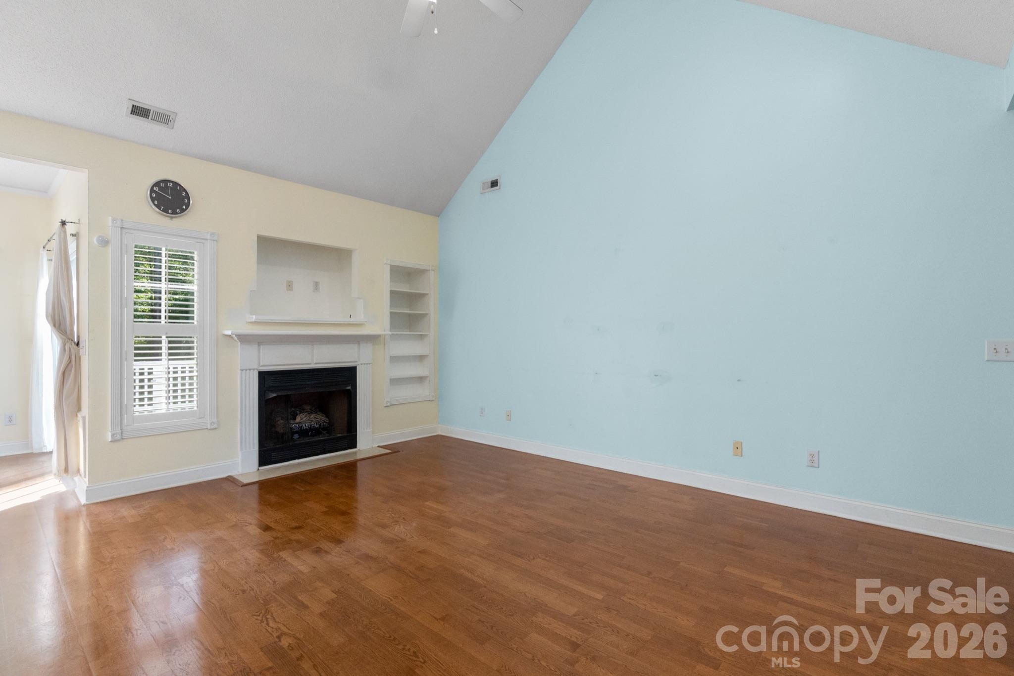 4053 Navajo Court Property Photo 9