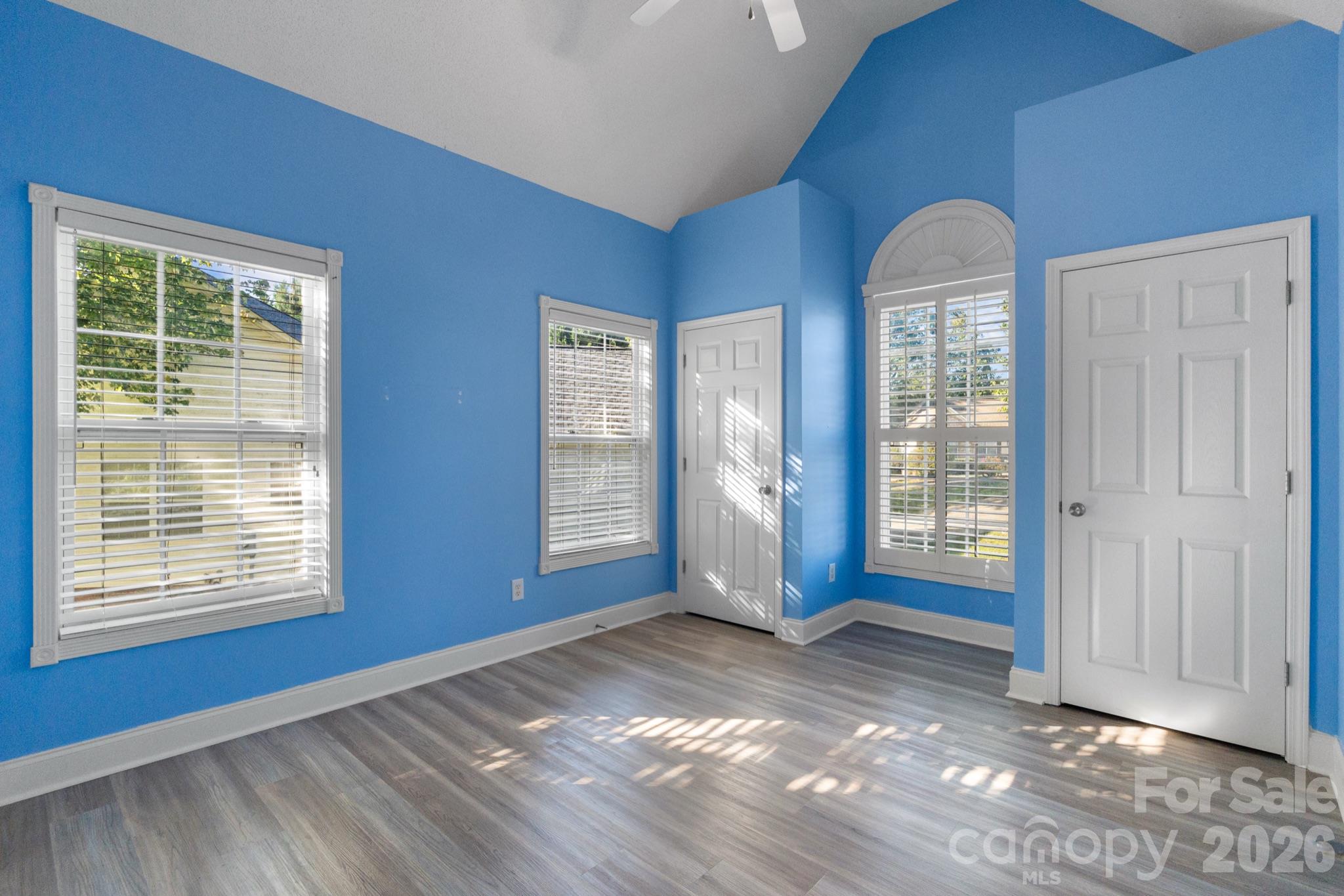 4053 Navajo Court Property Photo 23