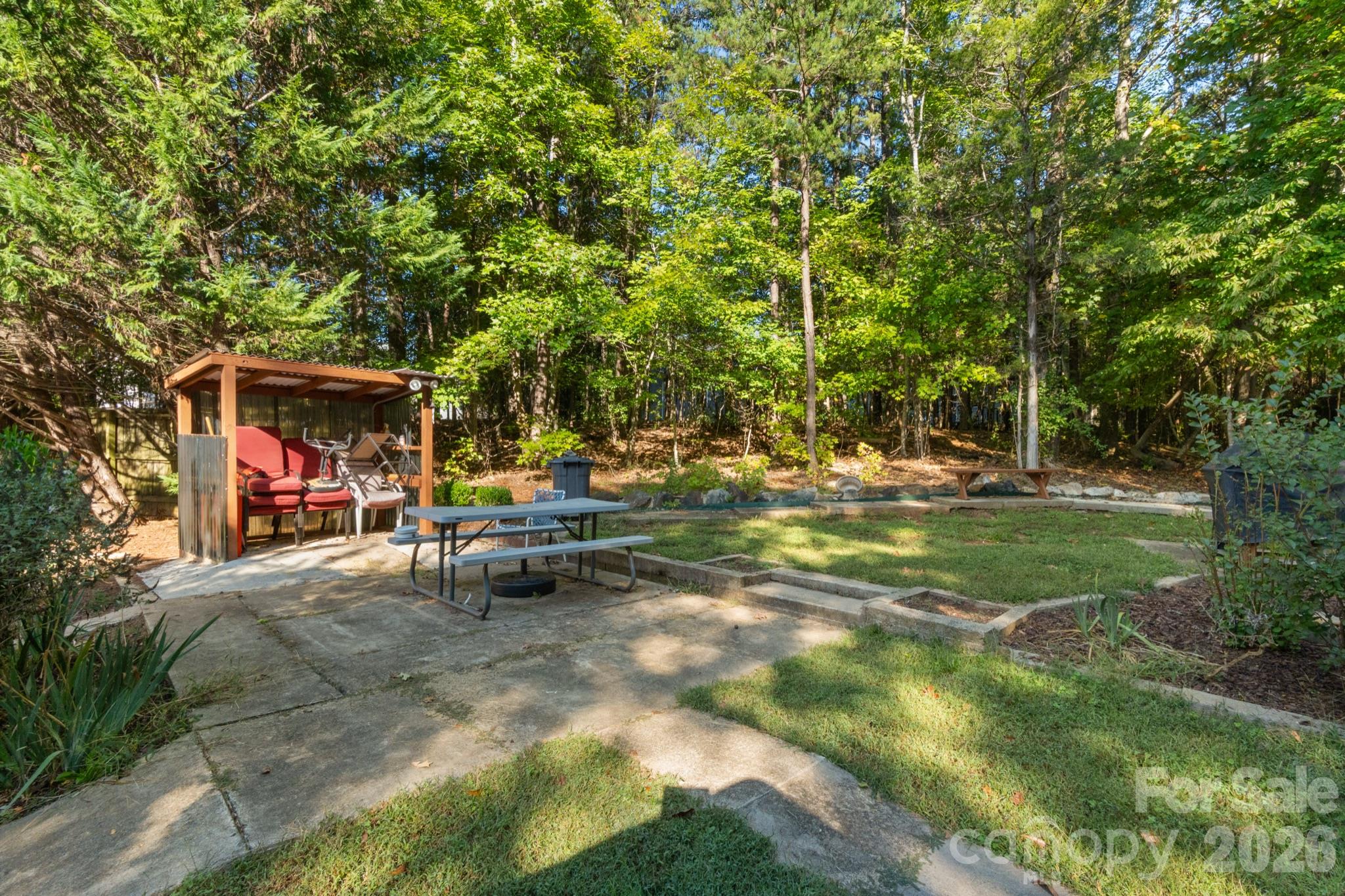 4053 Navajo Court Property Photo 44