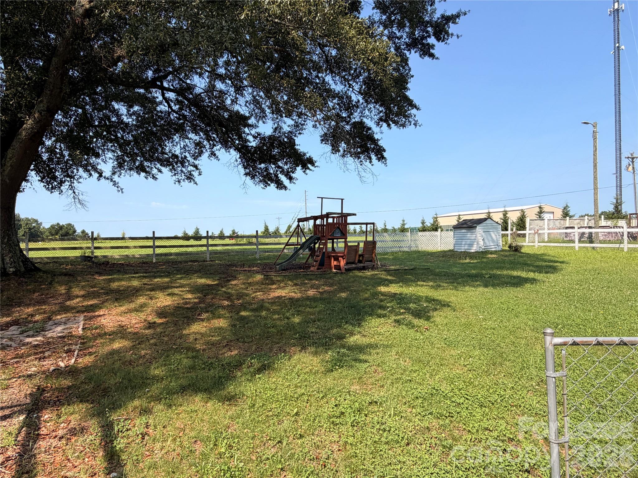 2033 Highway 161 Highway Property Photo 19
