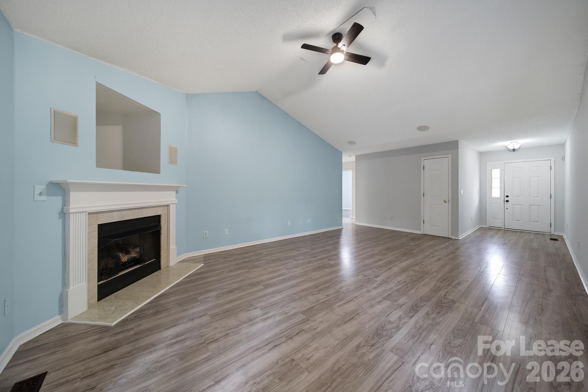 303 Bennington Drive Property Photo 4