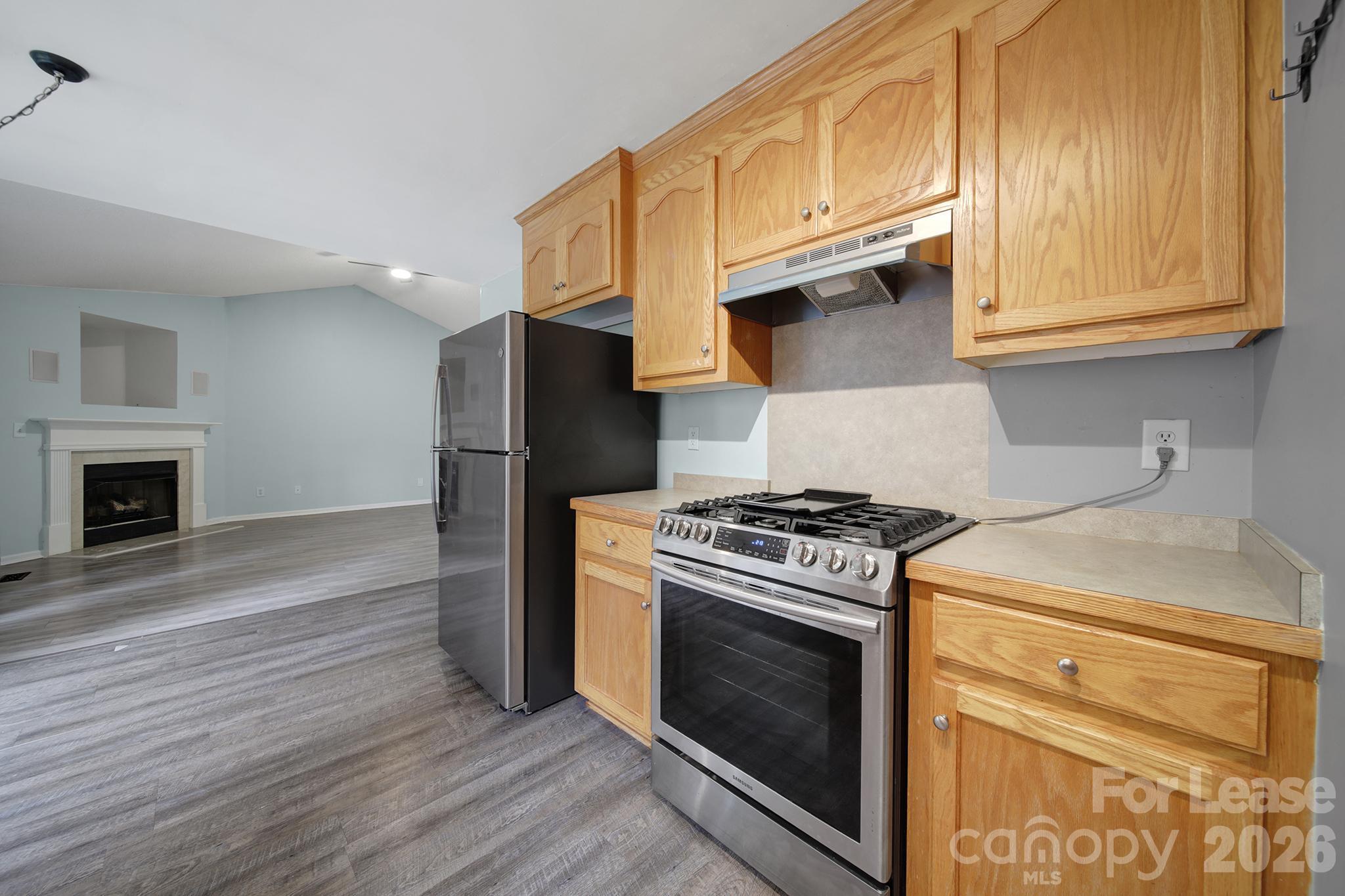303 Bennington Drive Property Photo 10