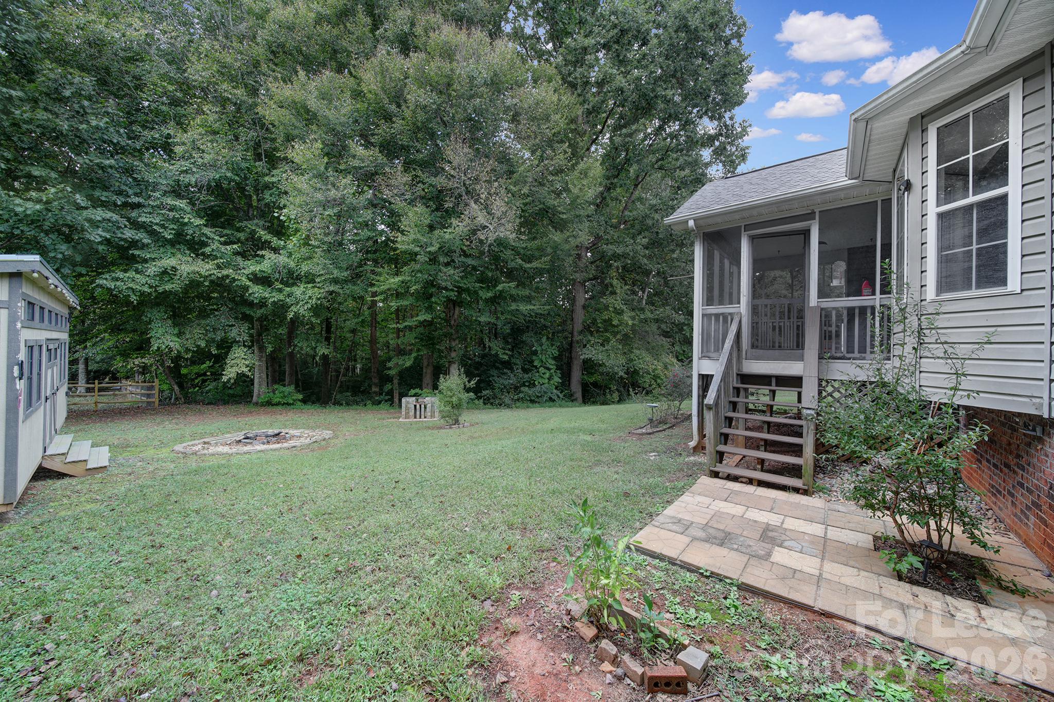 303 Bennington Drive Property Photo 22