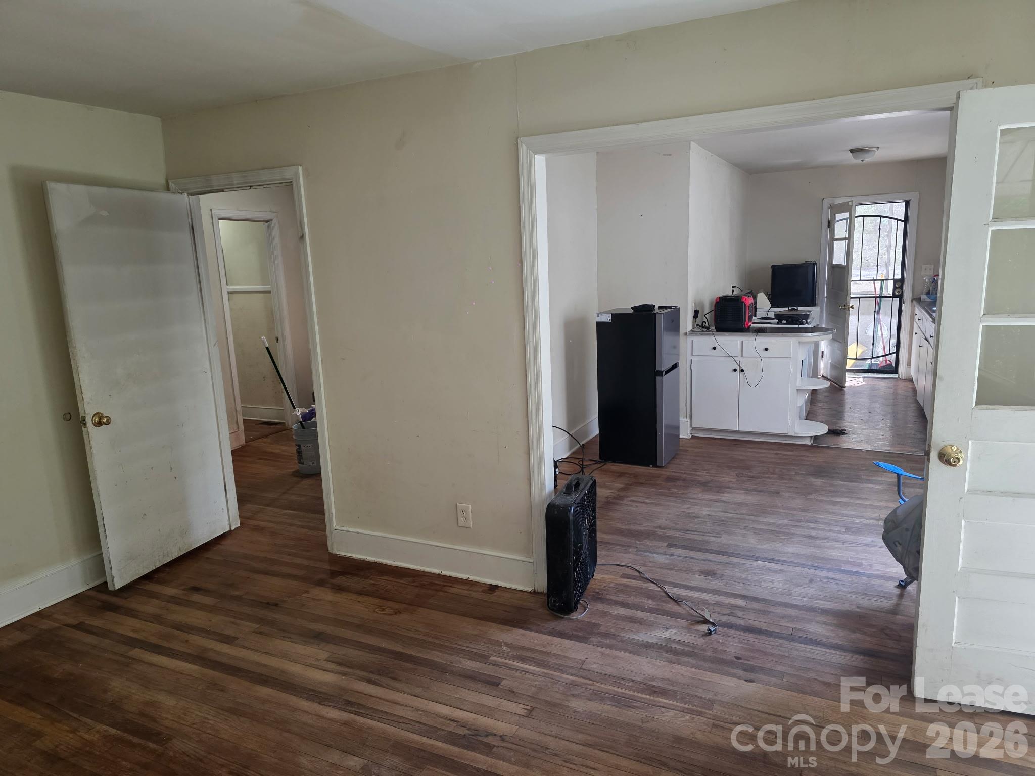 123 Larchwood Drive Property Photo 4
