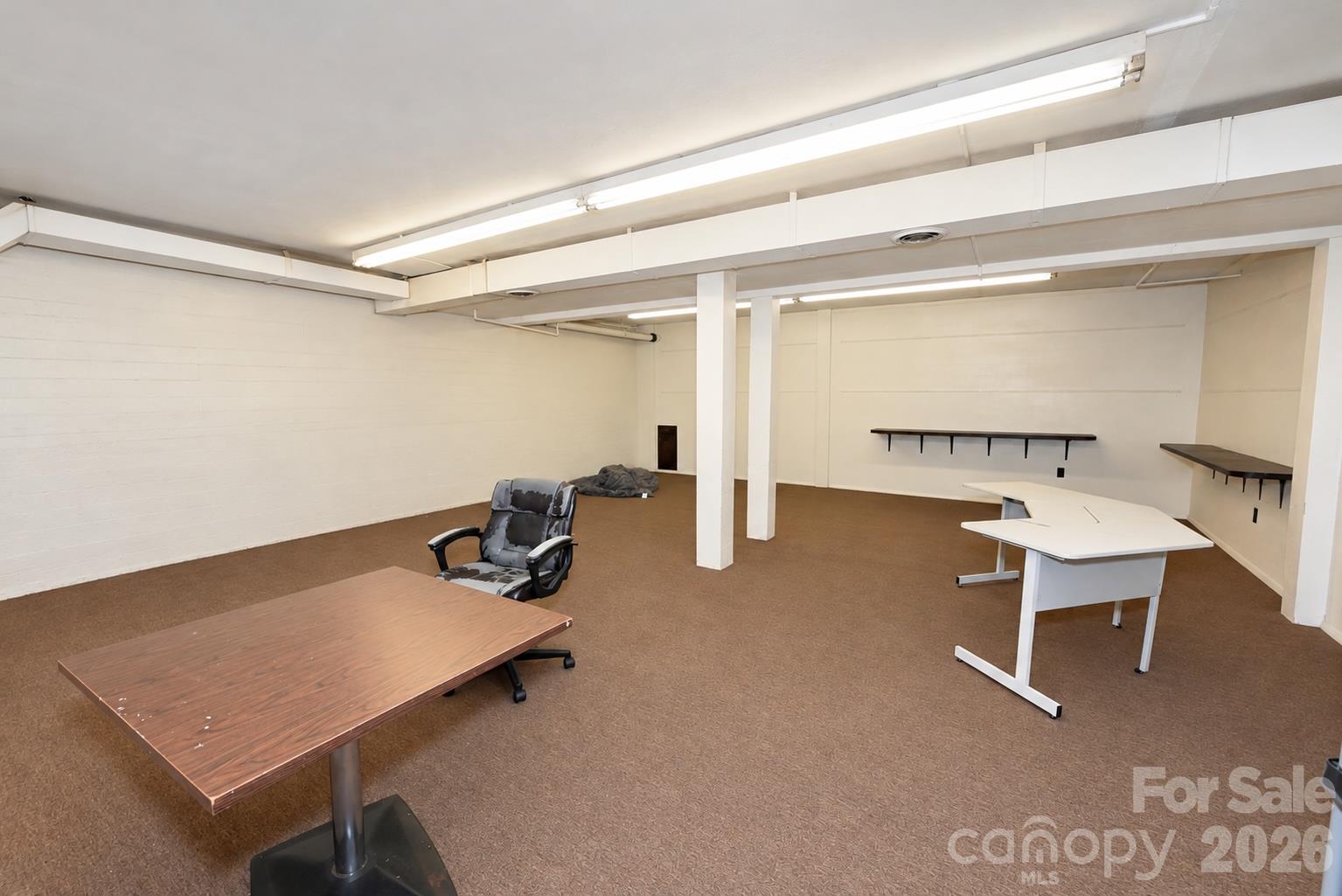 111/113 E Water Street Property Photo 16