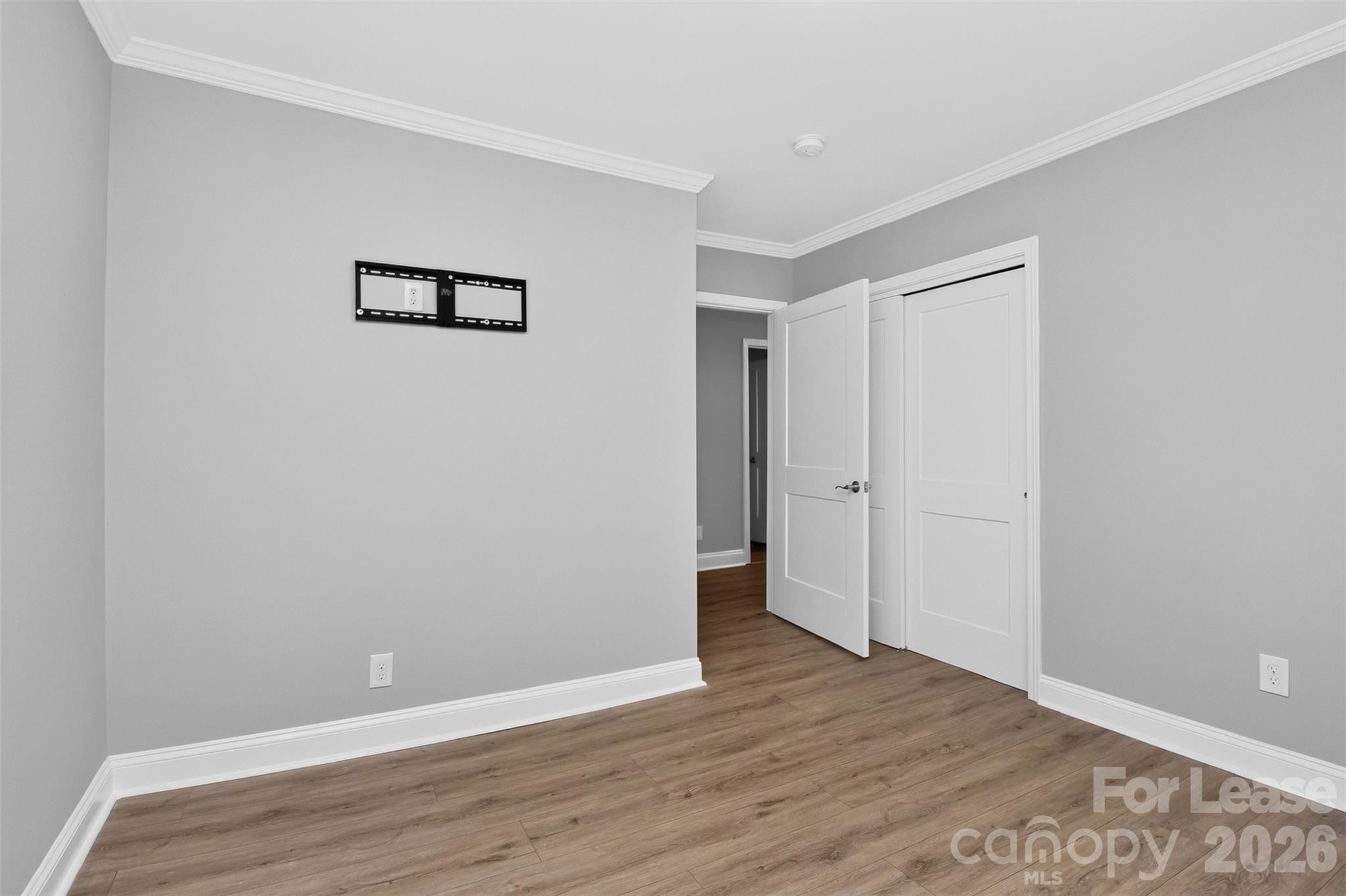 2233 Highland Street Property Photo 17