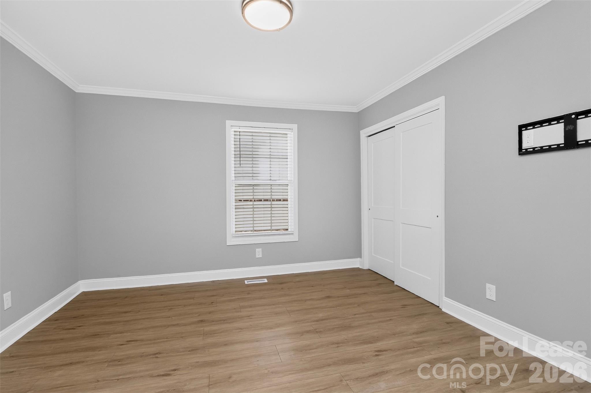 2233 Highland Street Property Photo 24