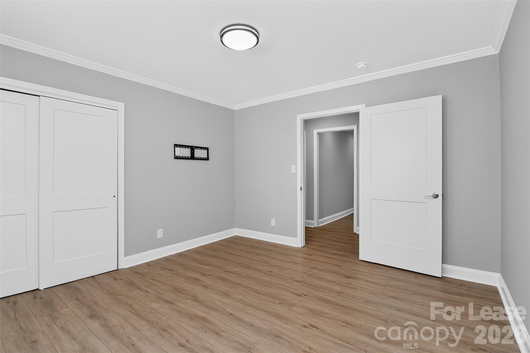 2233 Highland Street Property Photo 25