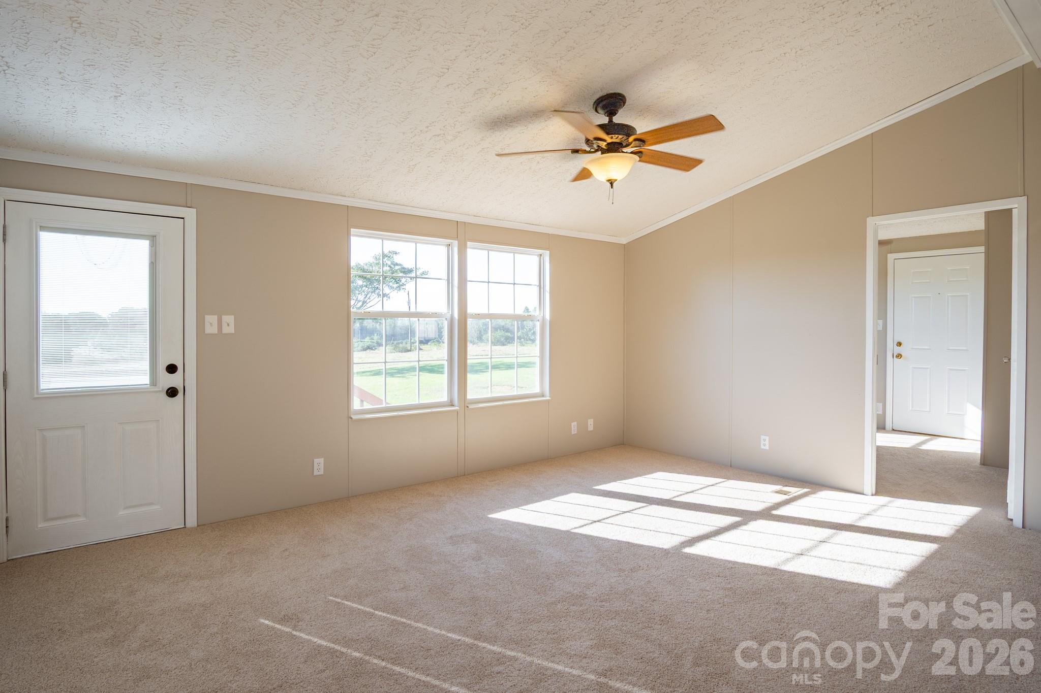2956 Daisy Trail Property Photo 7