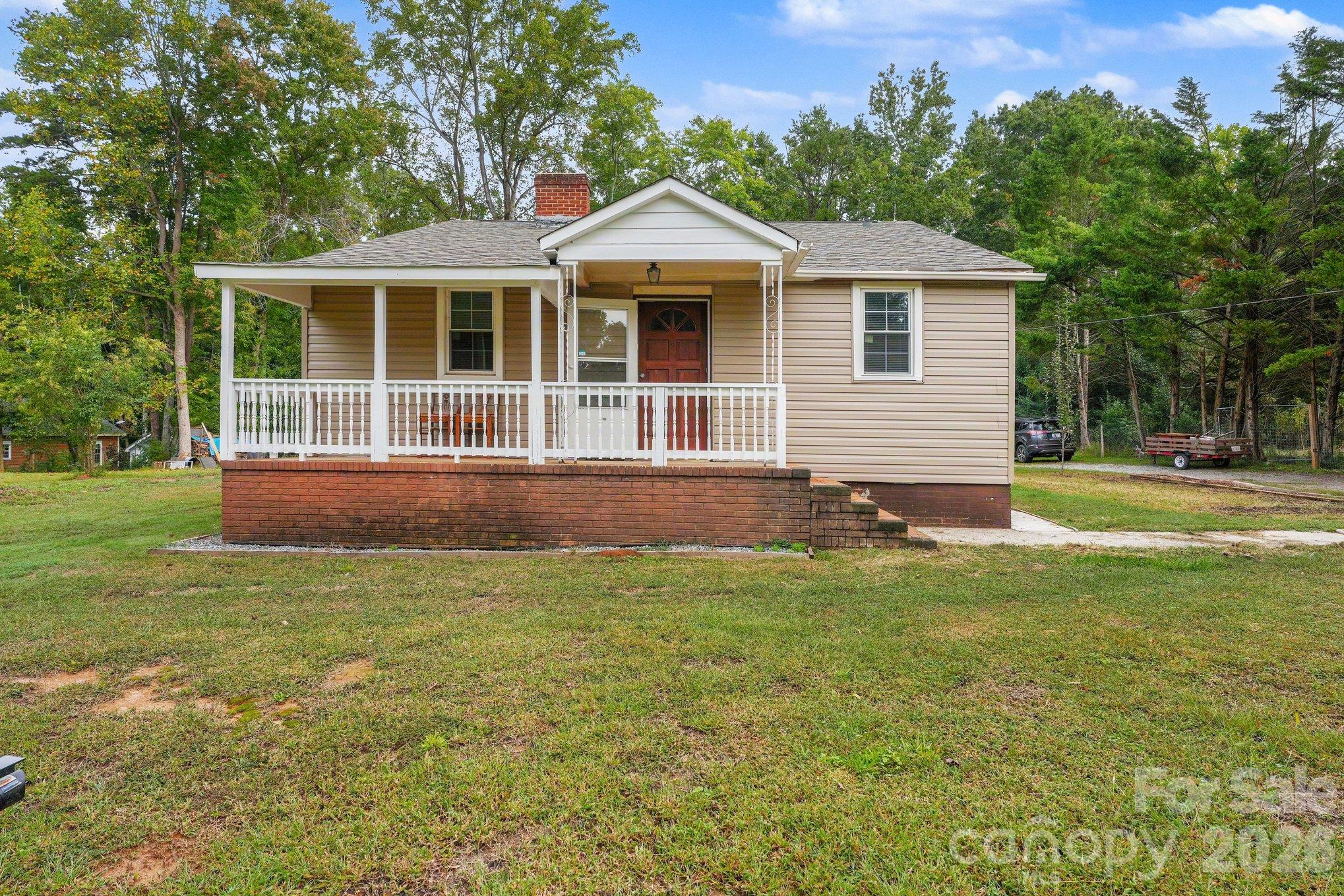 144 Ginger Lane Property Photo 2