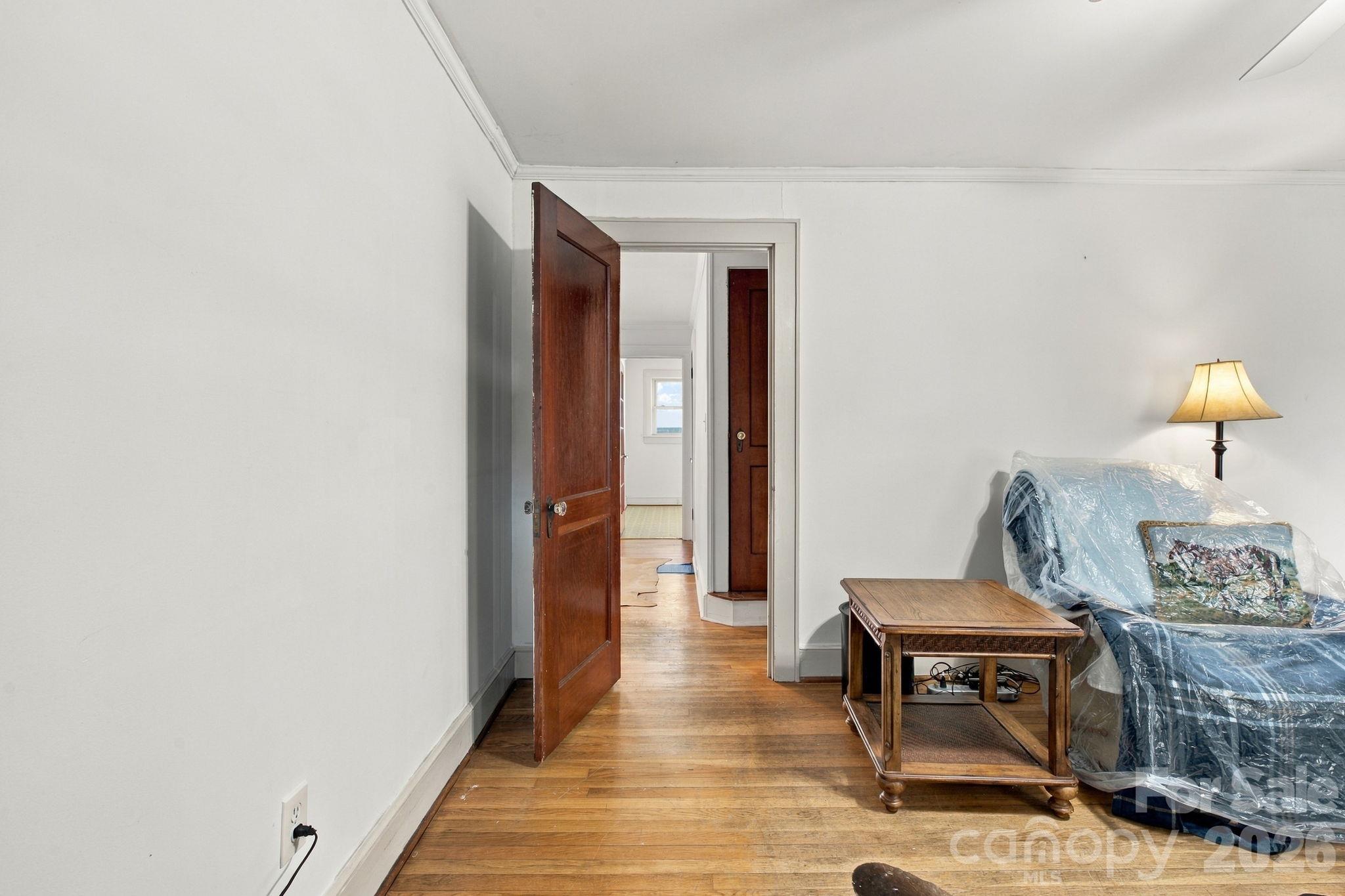 506 Aquadale Road Property Photo 5
