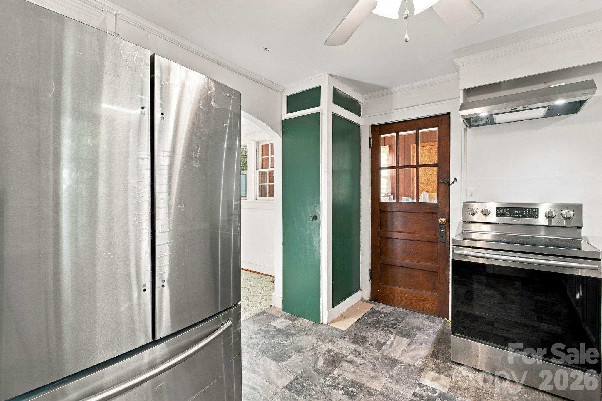 506 Aquadale Road Property Photo 18