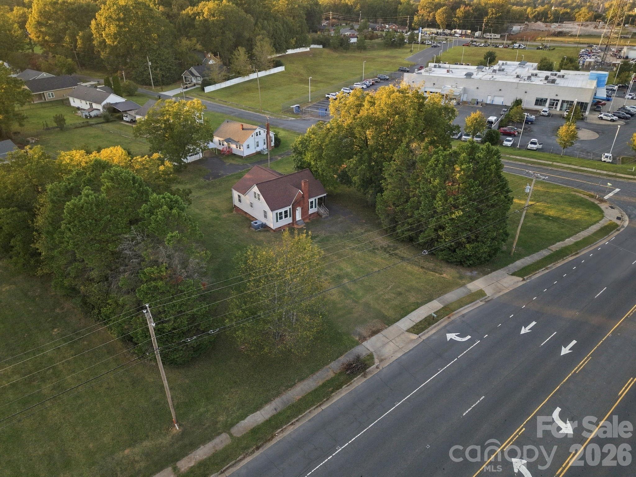 506 Aquadale Road Property Photo 40