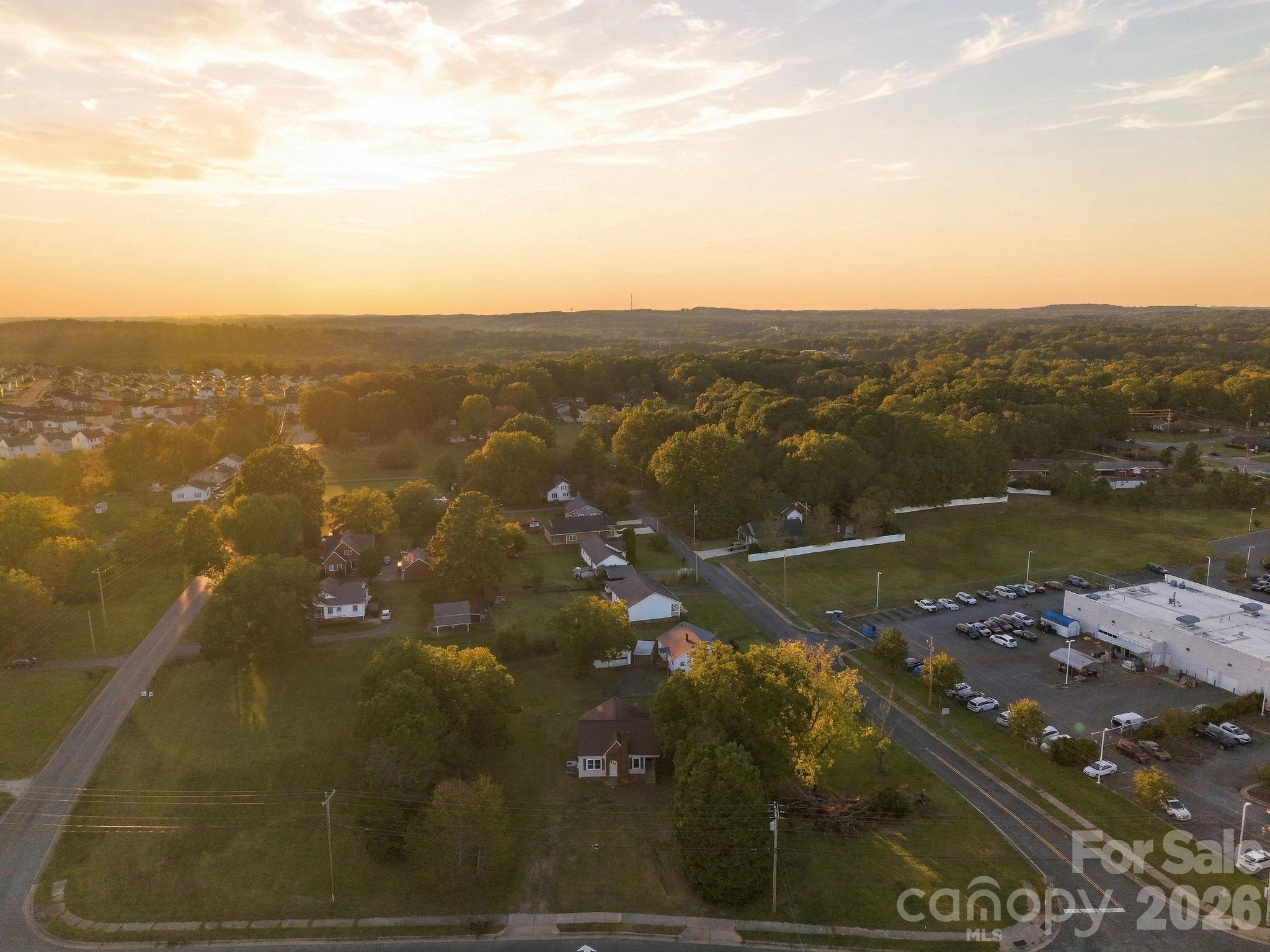 506 Aquadale Road Property Photo 43