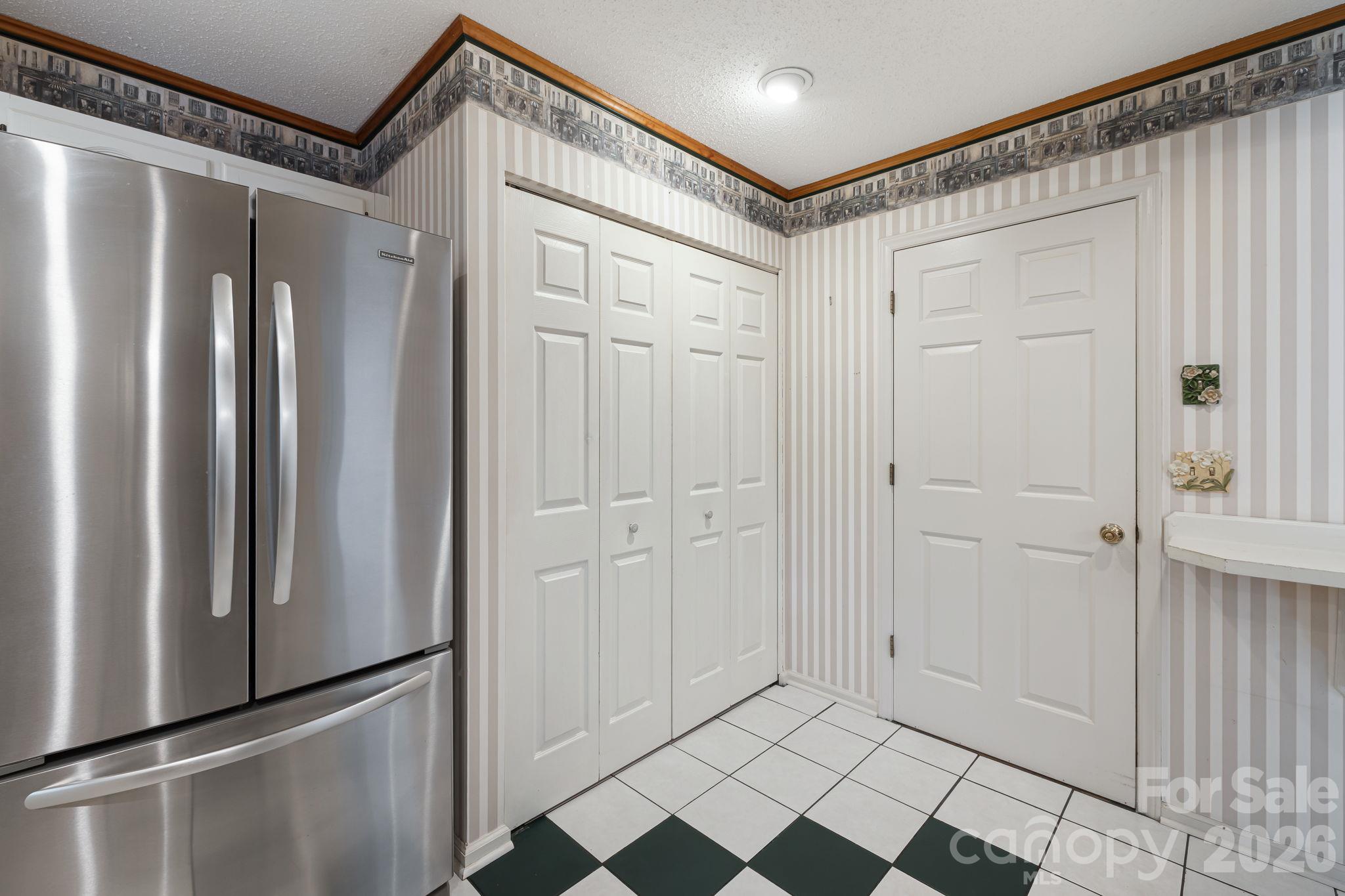 103 Tarragon Place Property Photo 13