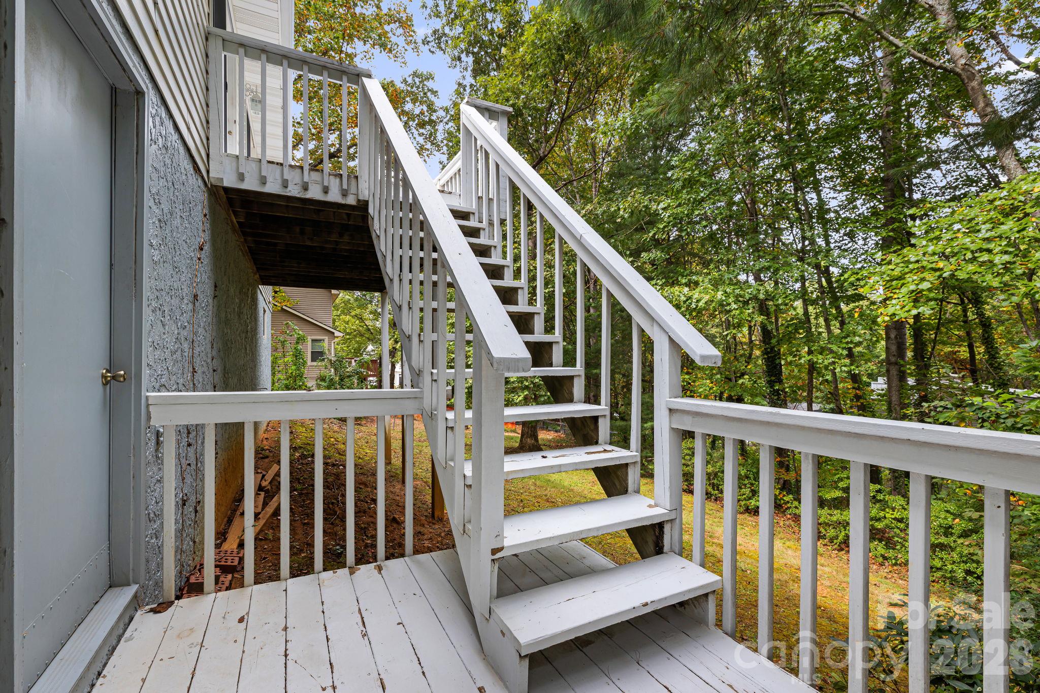 103 Tarragon Place Property Photo 32