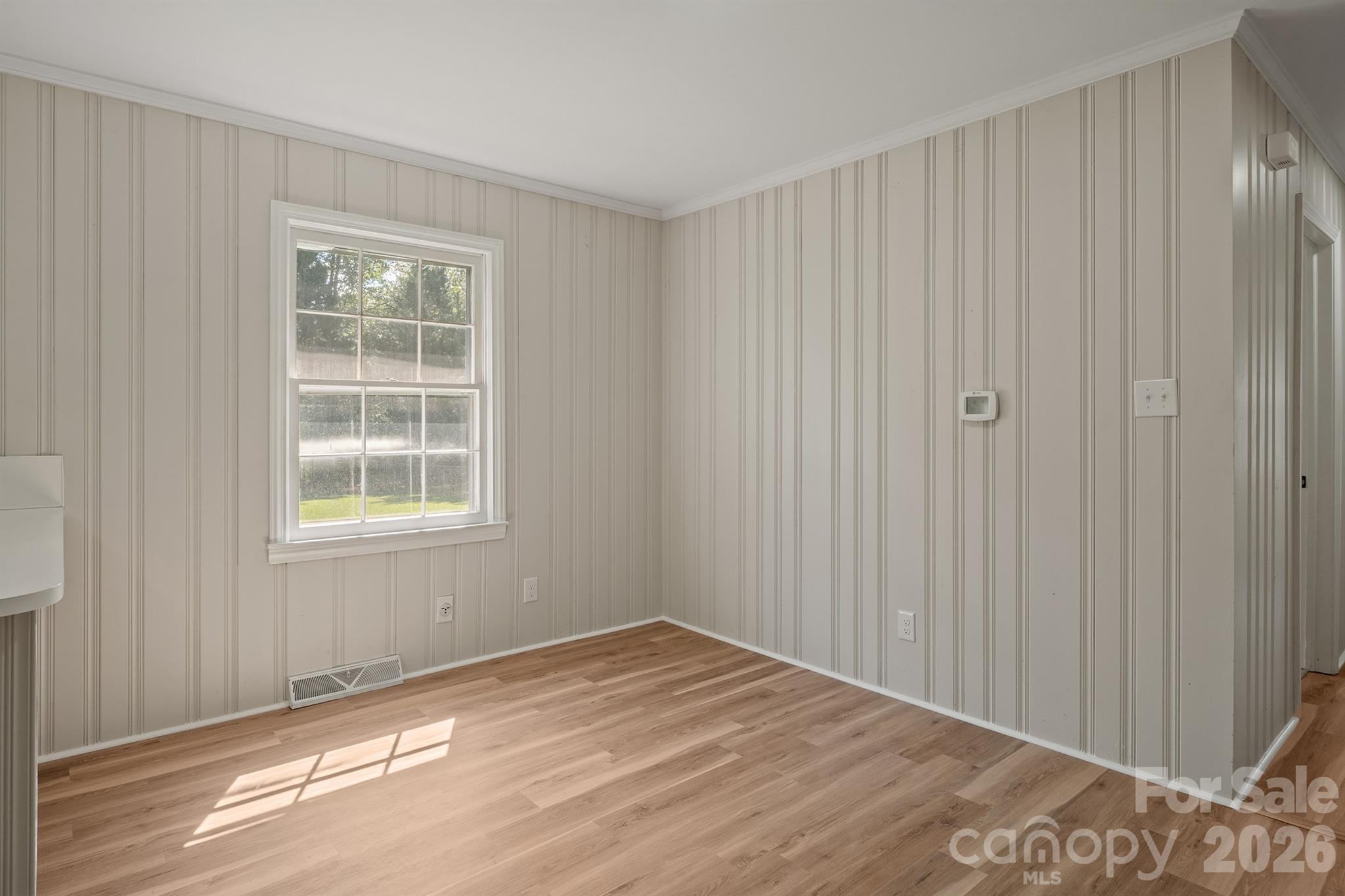 2530 Arnold Drive Property Photo 11