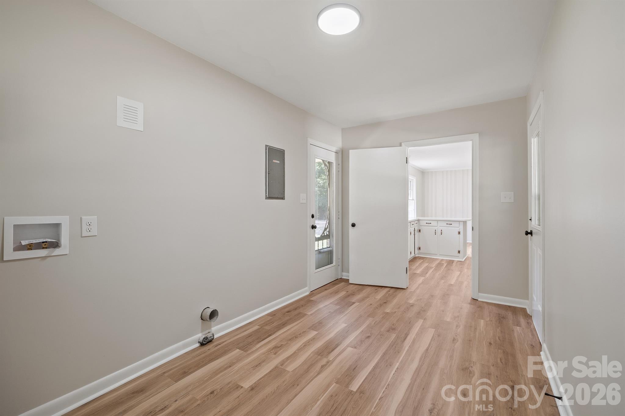 2530 Arnold Drive Property Photo 16