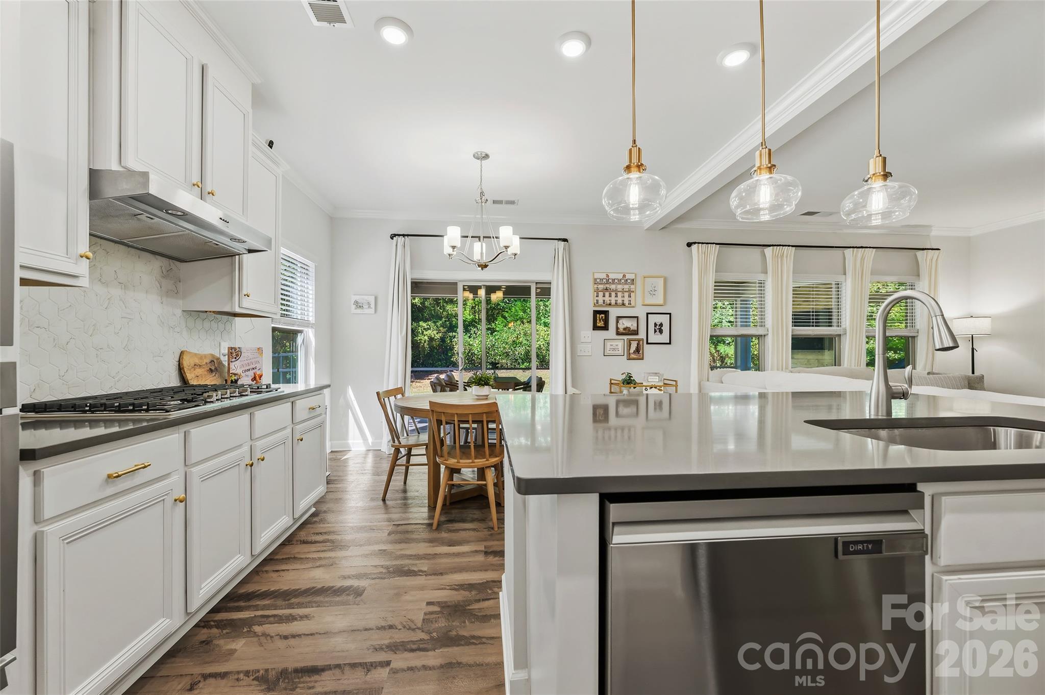 3000 Cedric Court Property Photo 10