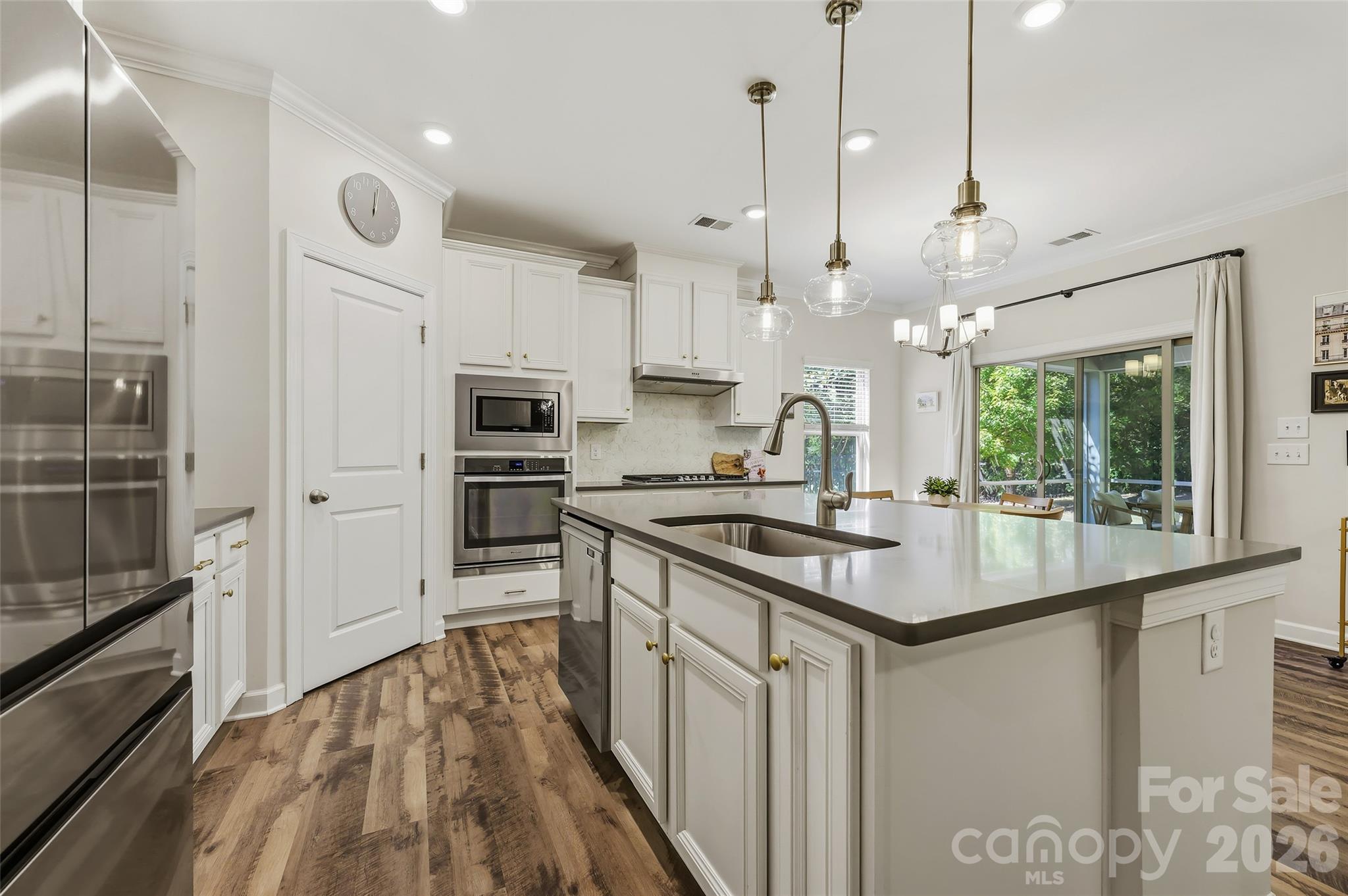 3000 Cedric Court Property Photo 12