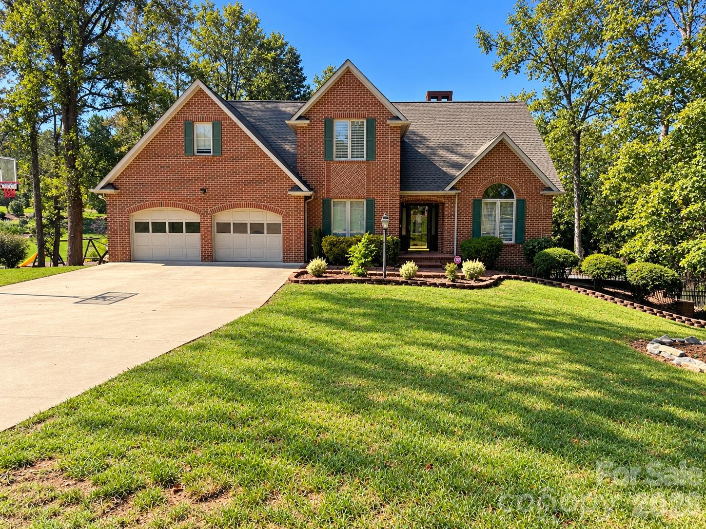 4943 Elmhurst Drive Property Photo 1