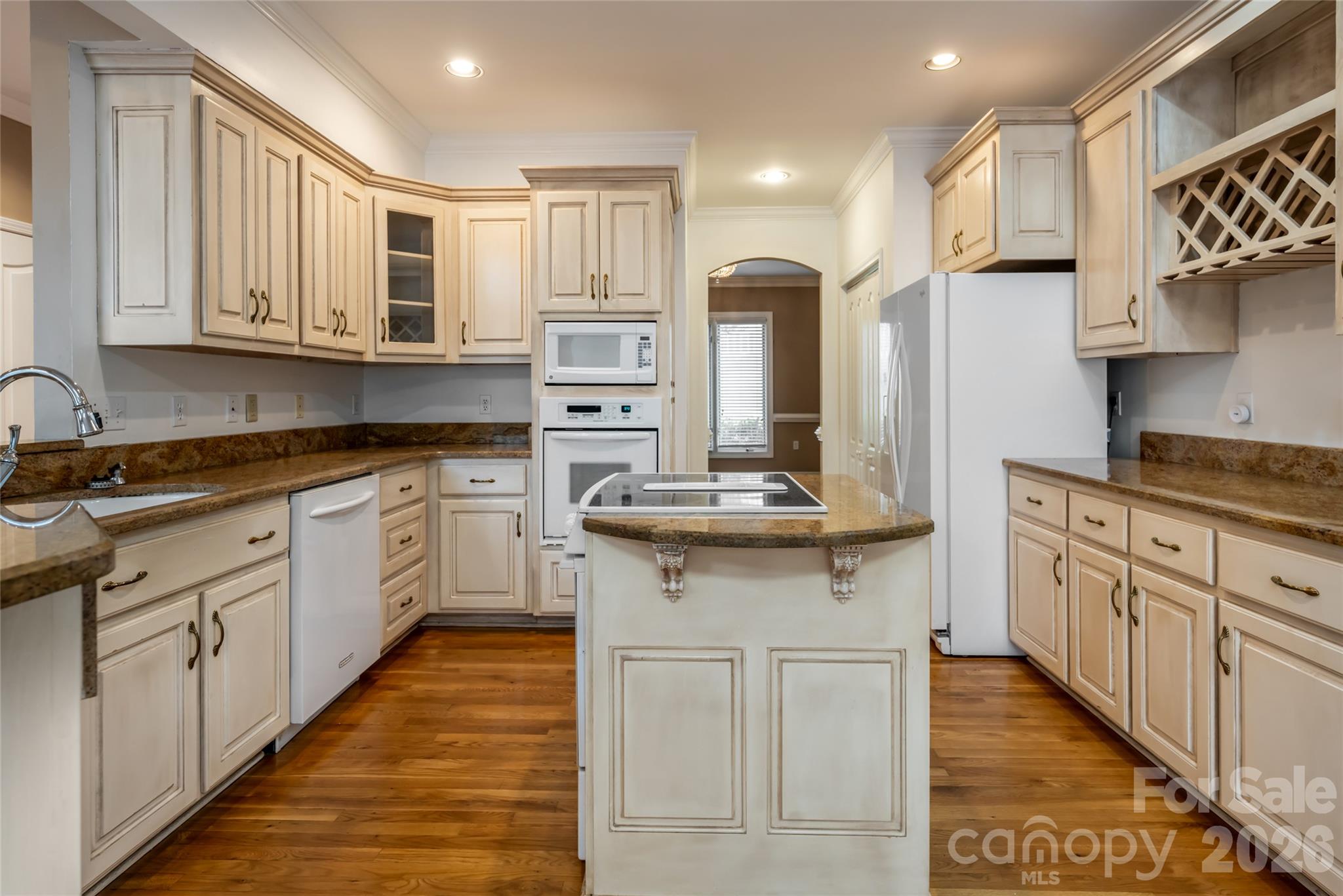 4943 Elmhurst Drive Property Photo 16