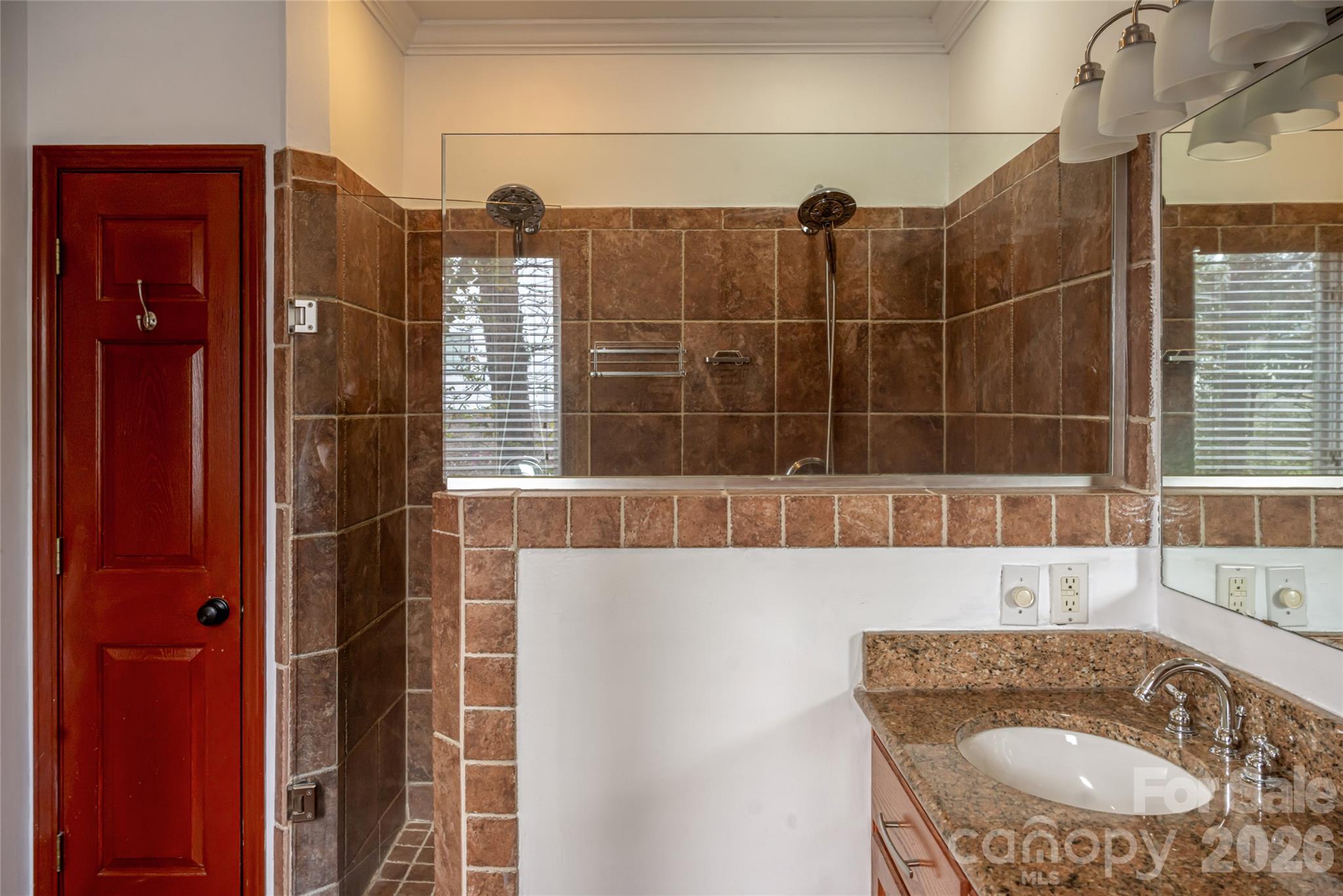 4943 Elmhurst Drive Property Photo 20