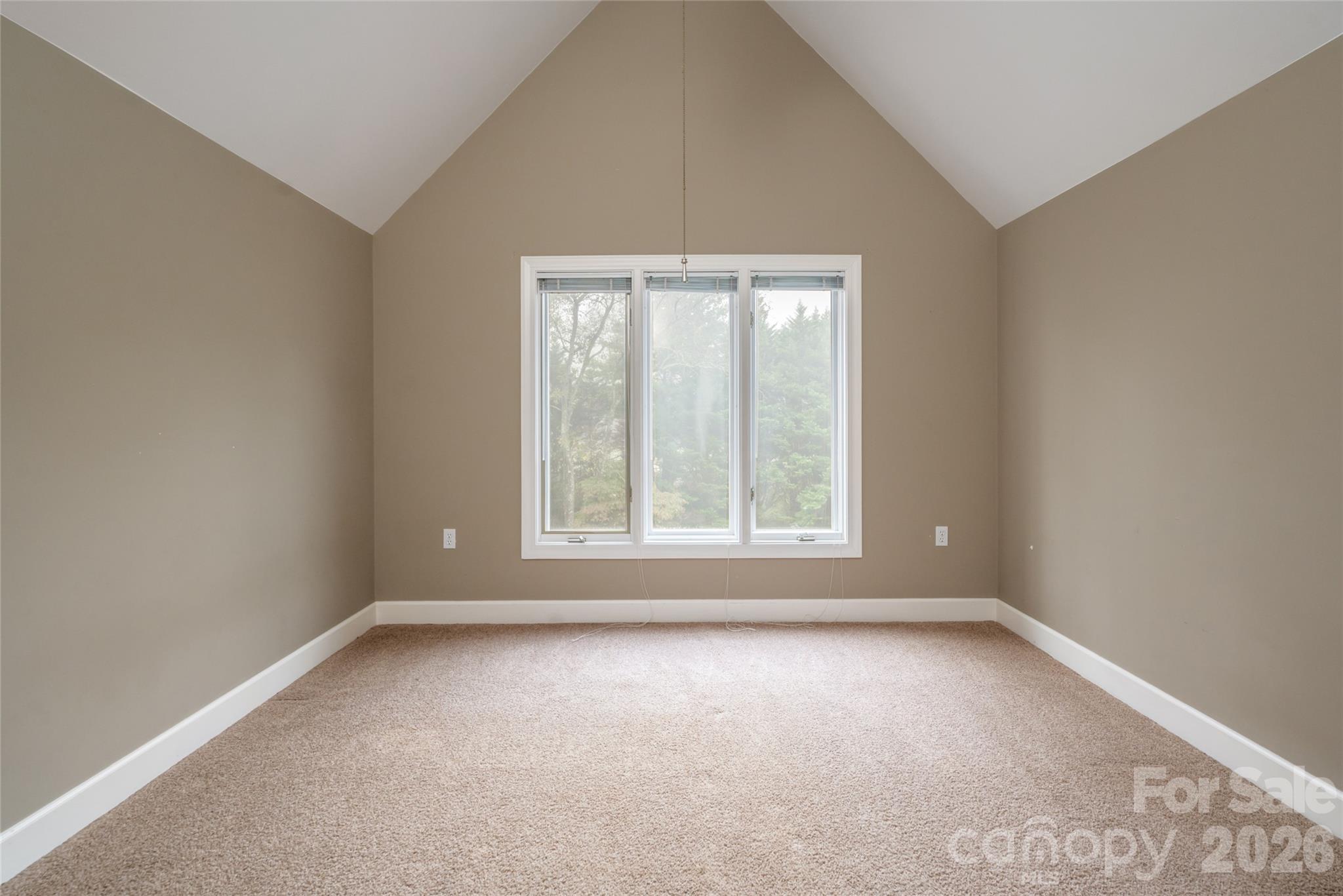 4943 Elmhurst Drive Property Photo 23