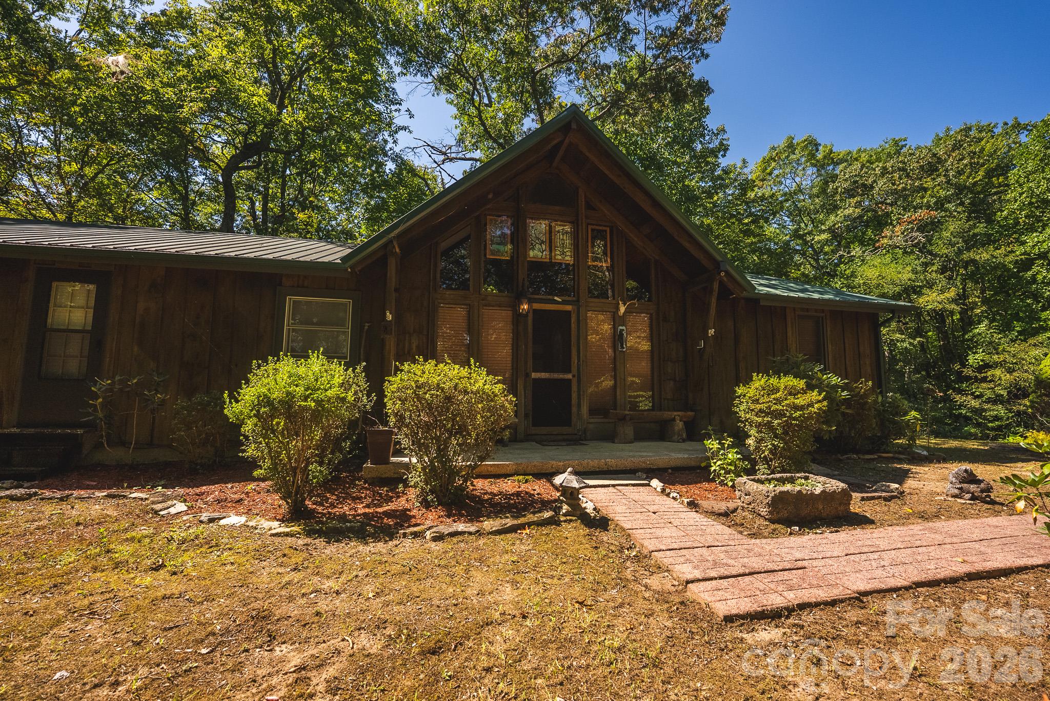 401 Shady Drive Property Photo 1