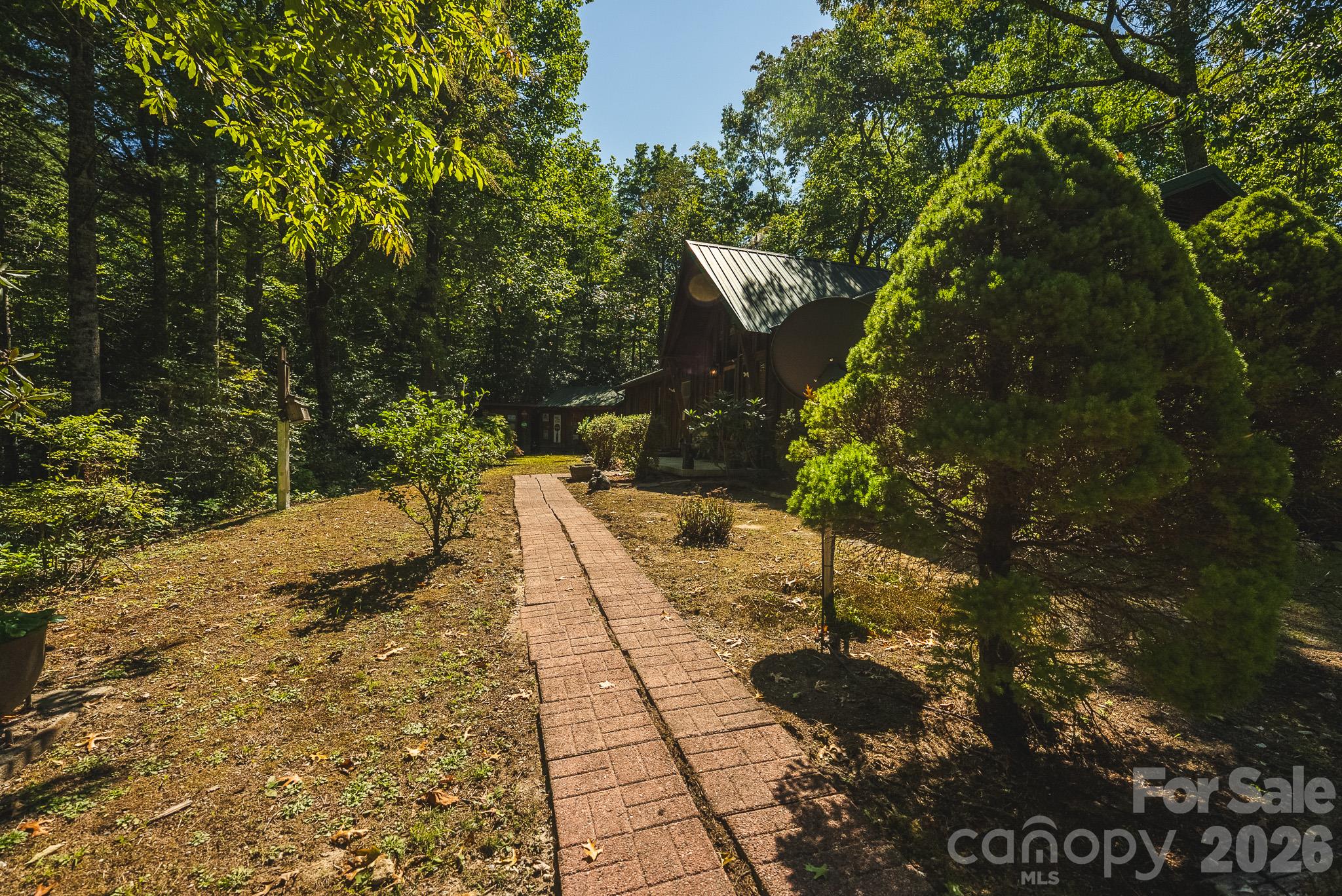 401 Shady Drive Property Photo 4