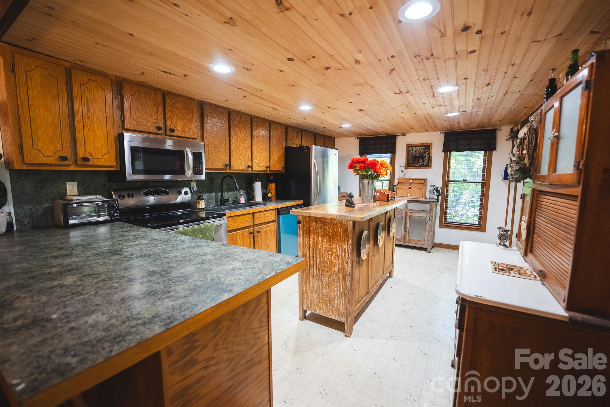 401 Shady Drive Property Photo 38