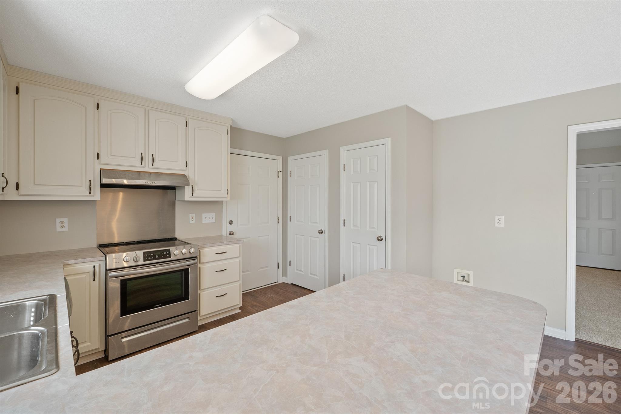 1061 Isenhour Court Property Photo 15